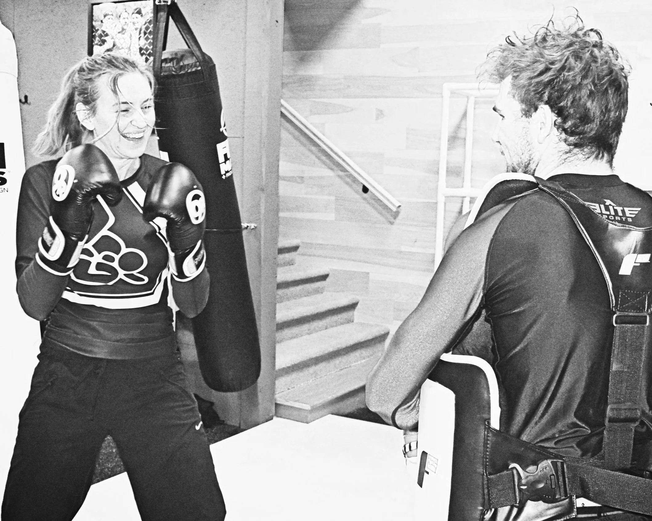 MMA Striking Class Trainging
