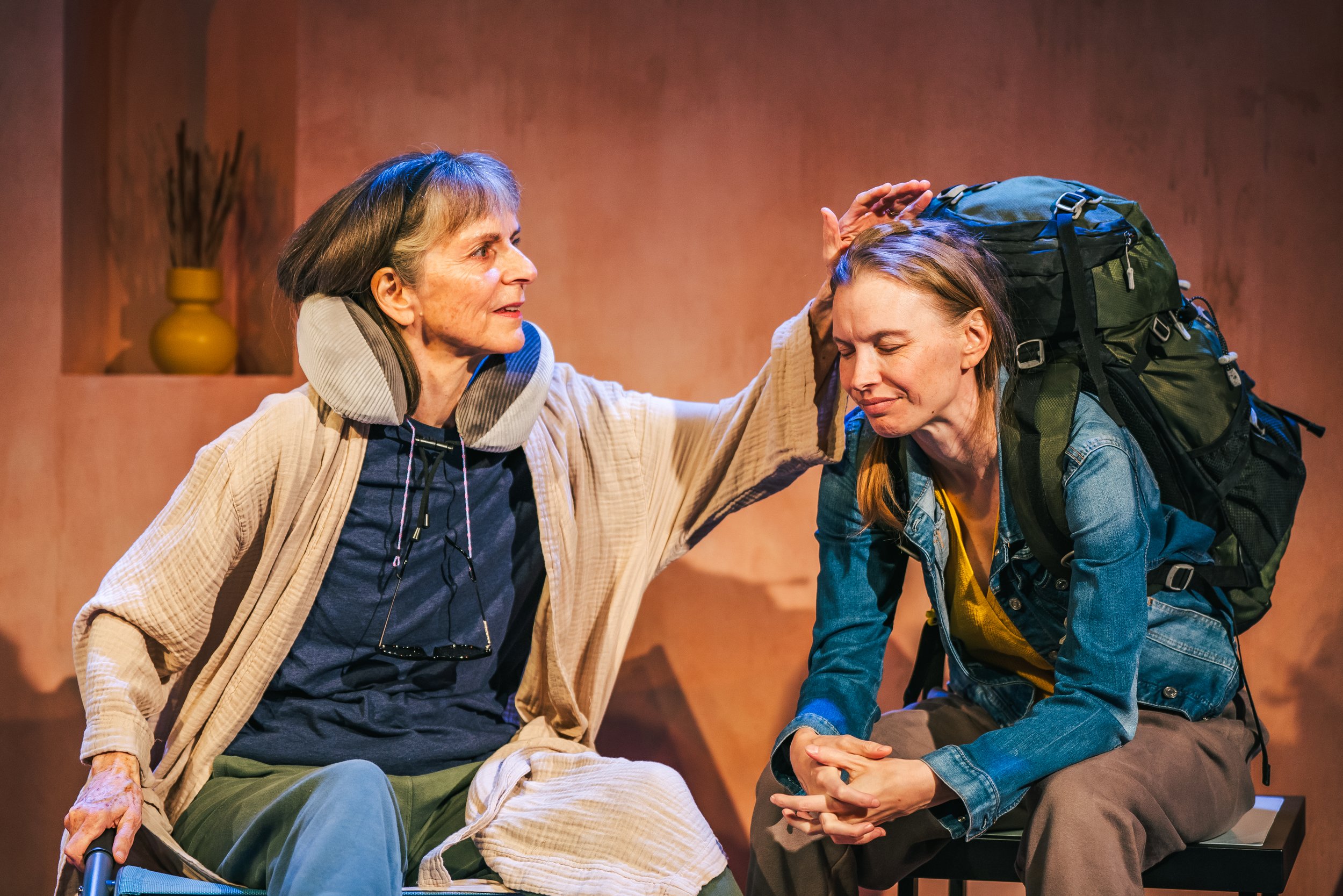 InfiniteLife_CoalMineTheatre_byElanaEmer_EE_2032.jpg