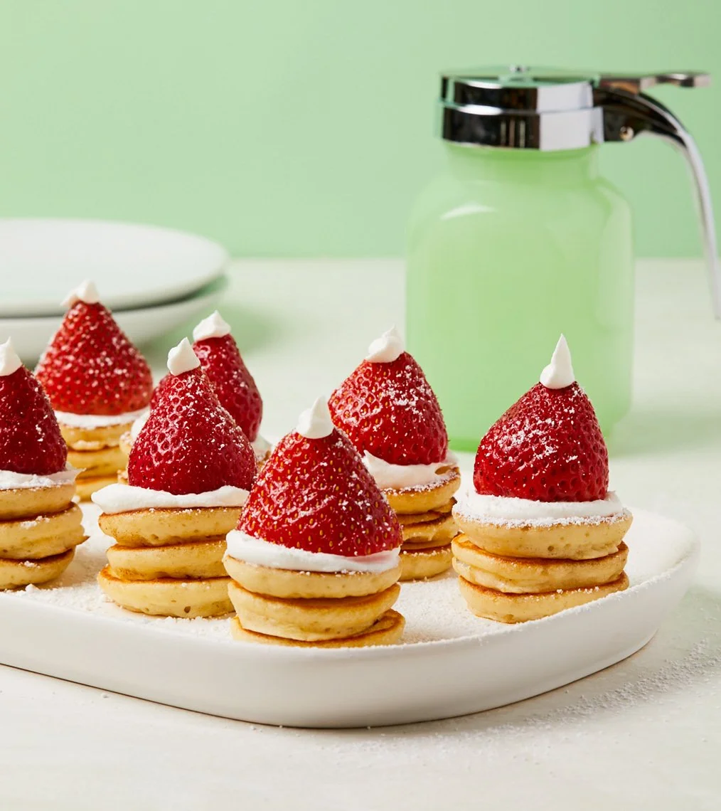DELISH_202008_SantaHatPancakes_021_LS.jpg