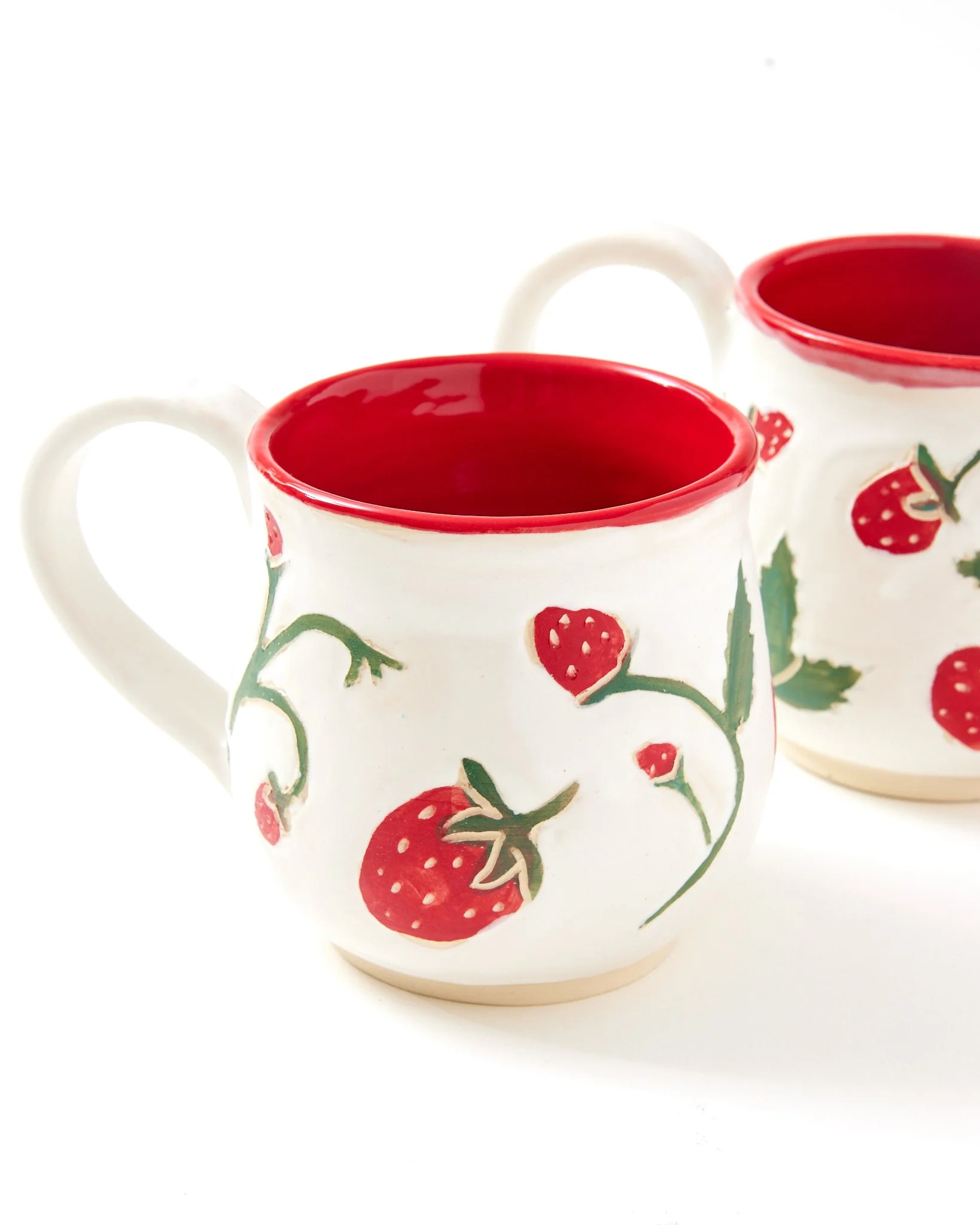 StrawberryMugs_240.jpg