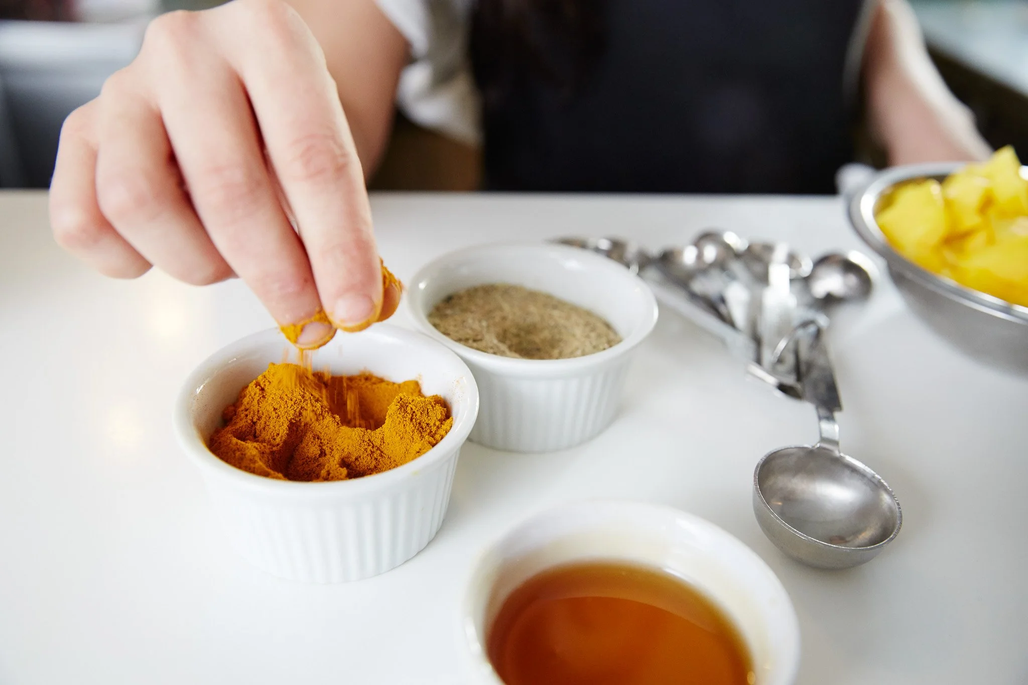 TumericLassiPrep_025.jpg
