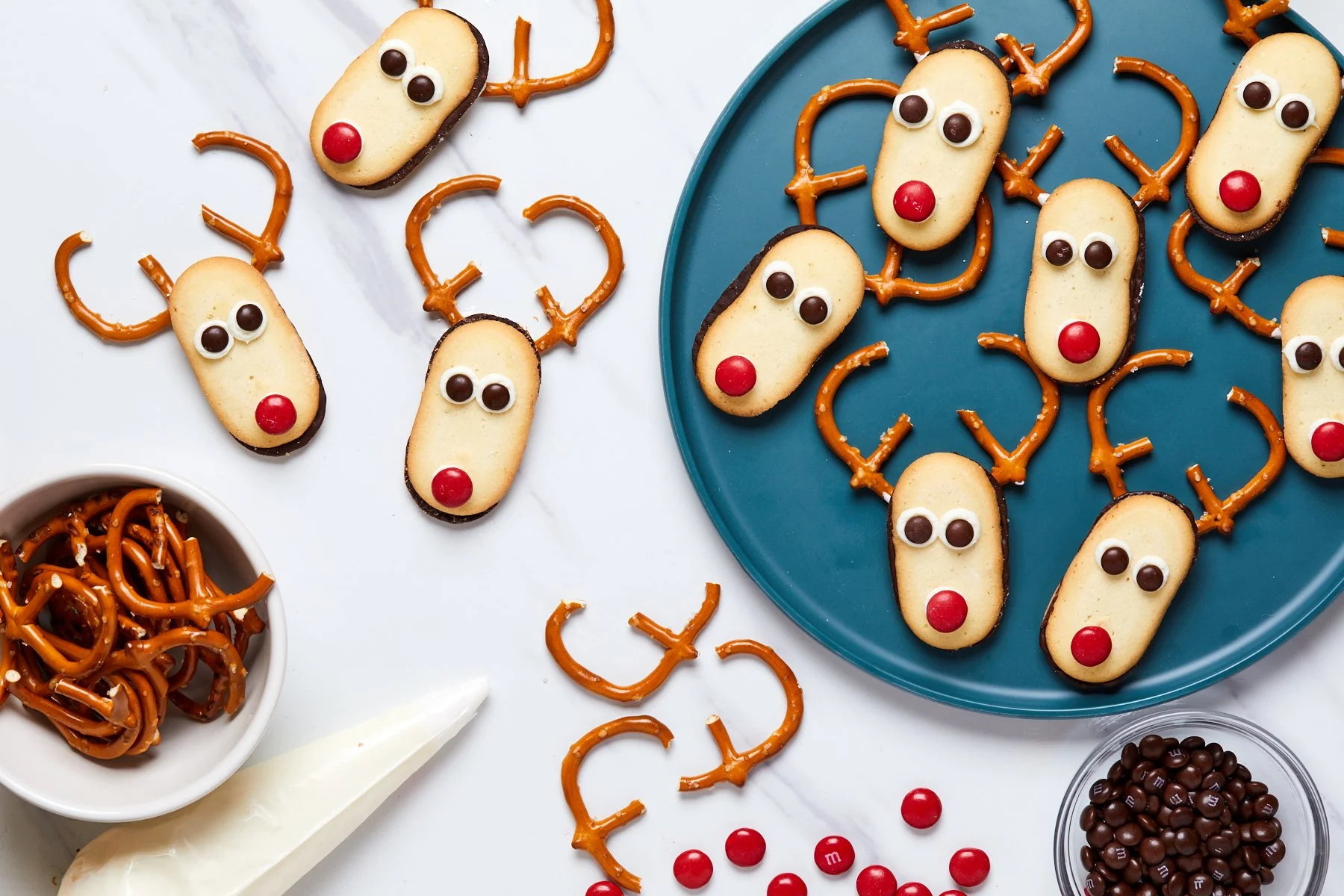 DELISH_MilanoReindeerCookies_131_LS.jpg