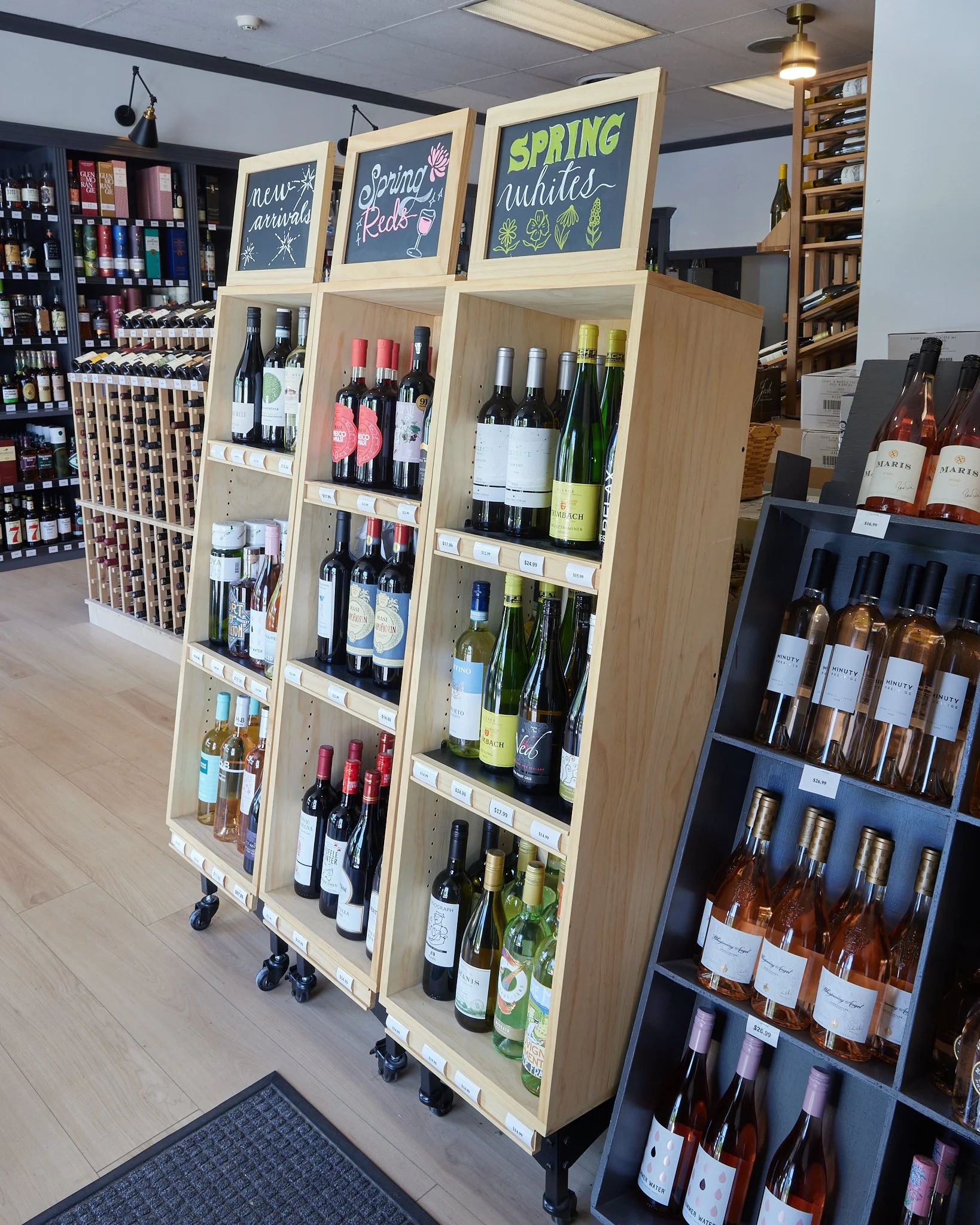 06_11_26KatonahWineShop_104.jpg
