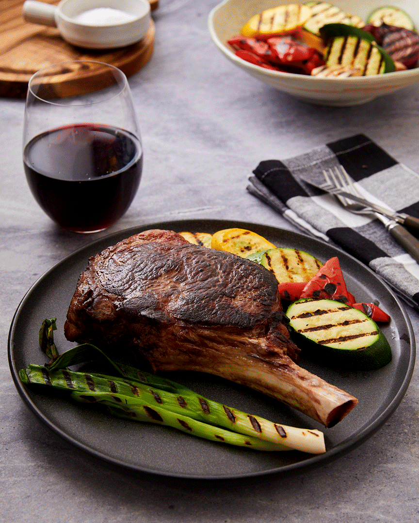 SchweidSons-SpinningPlatedSteak-large.gif