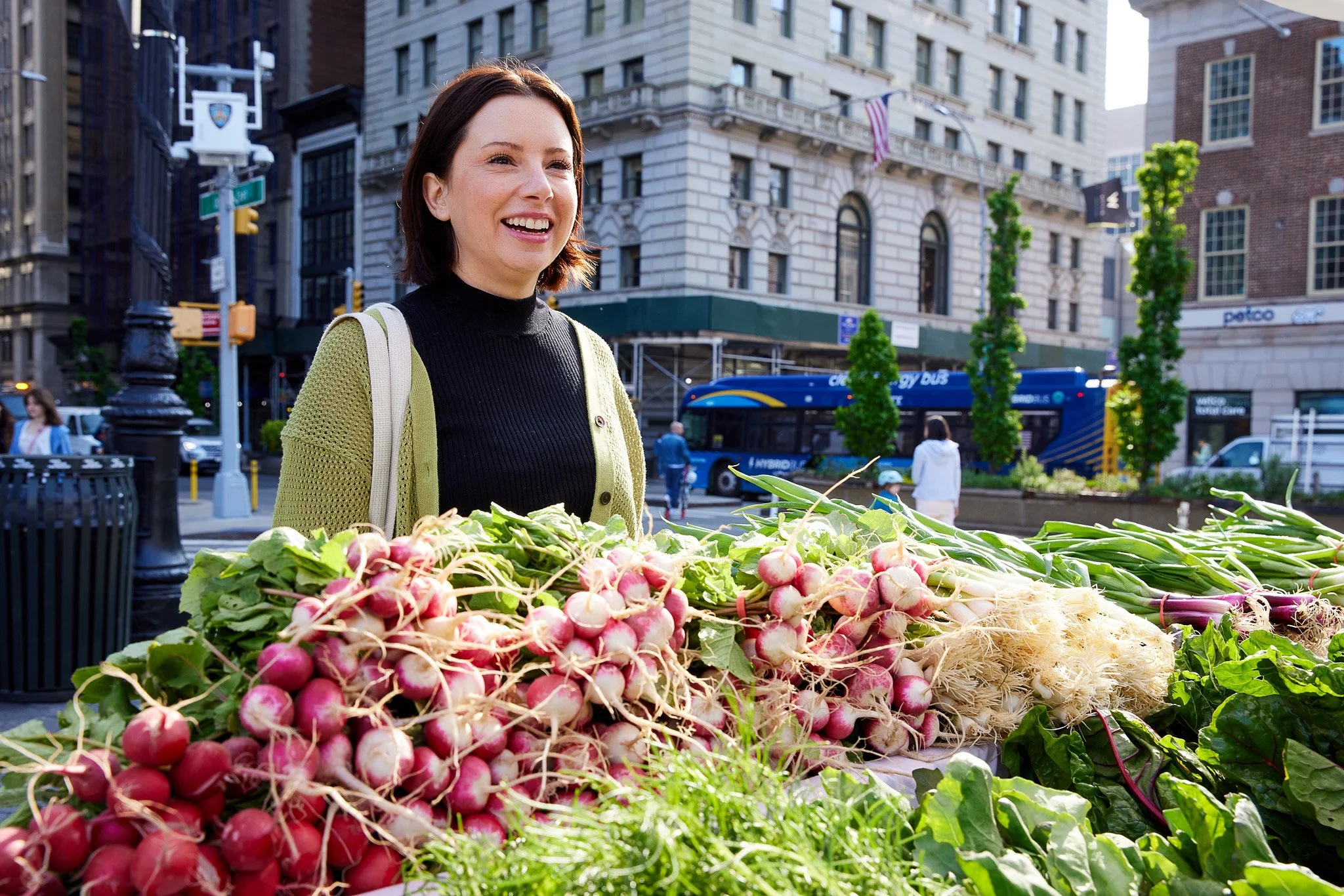 AmexFX_NYC_YellowRose_UnionSquareFarmersMarket_066.jpg