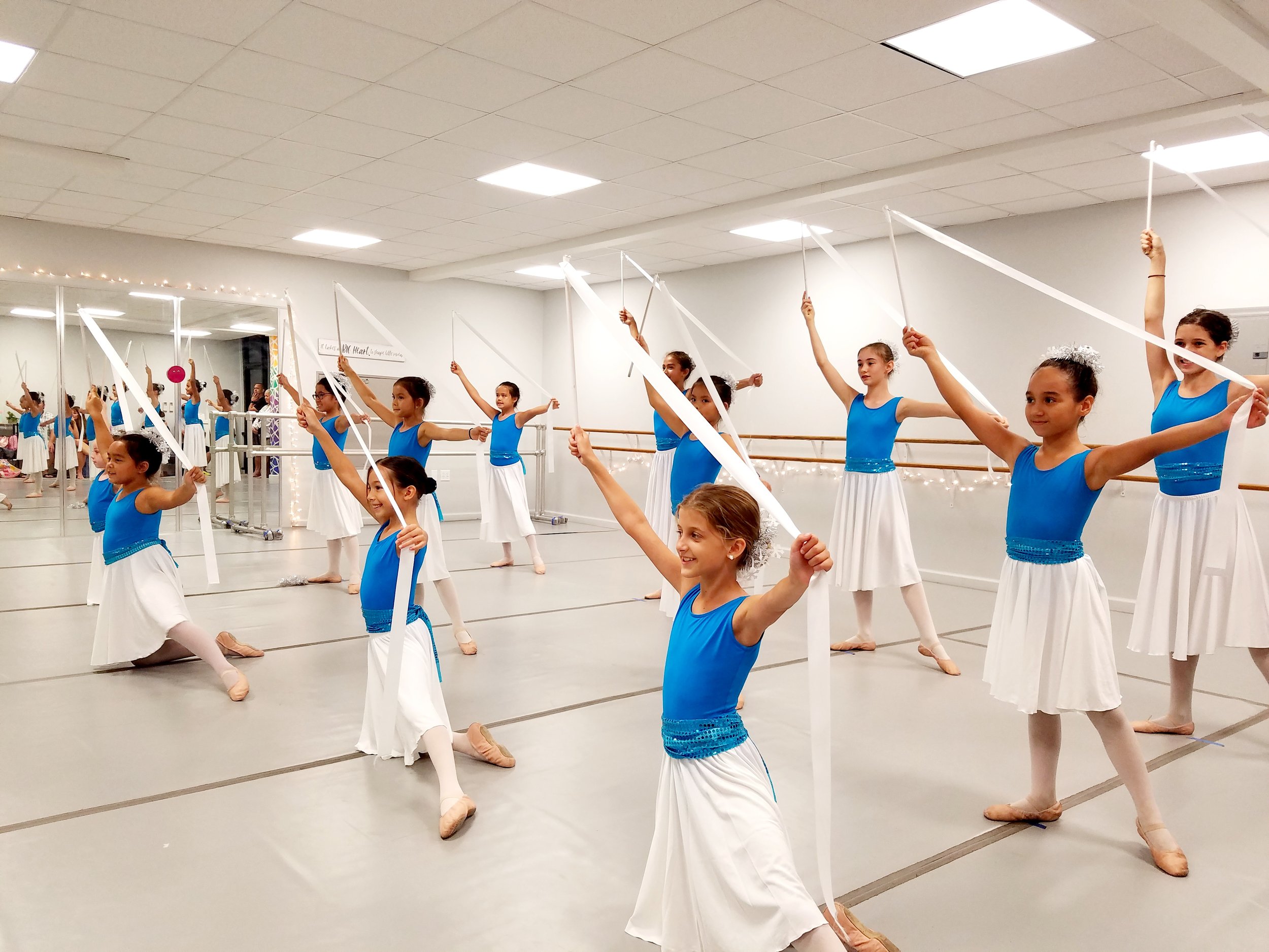 Kailua Dance Academy and the Queen of Nori