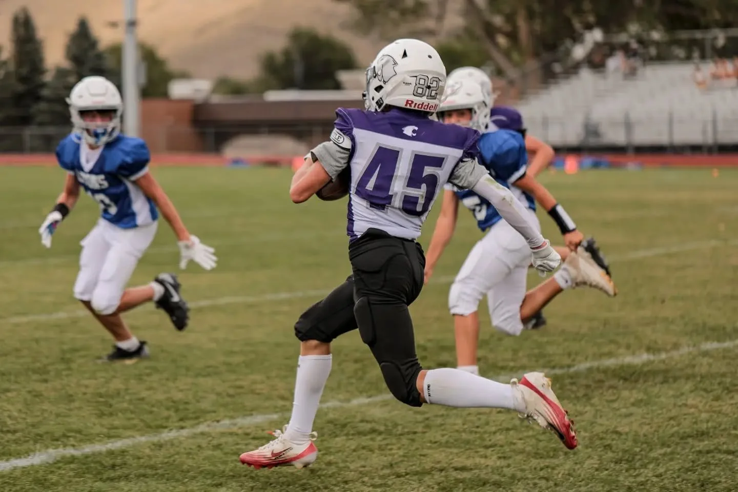 An amazing beginning to football season! MS game against @lyonslionsco - not a win, but a fabulous season opener! TWO touchdowns by Boone Oberg! Love to see us score on a kick-off return! Go Bobcats!! 💜🏈