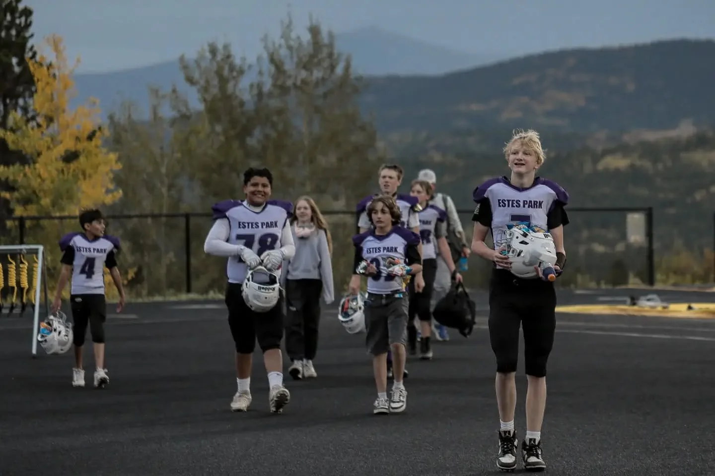 Y'all! This week HS Bobcats have a bye week, but MS Bobcats play Platte Canyon on *Friday at 4pm* in Bailey, Colorado! Go Bobcats! 💜🏈