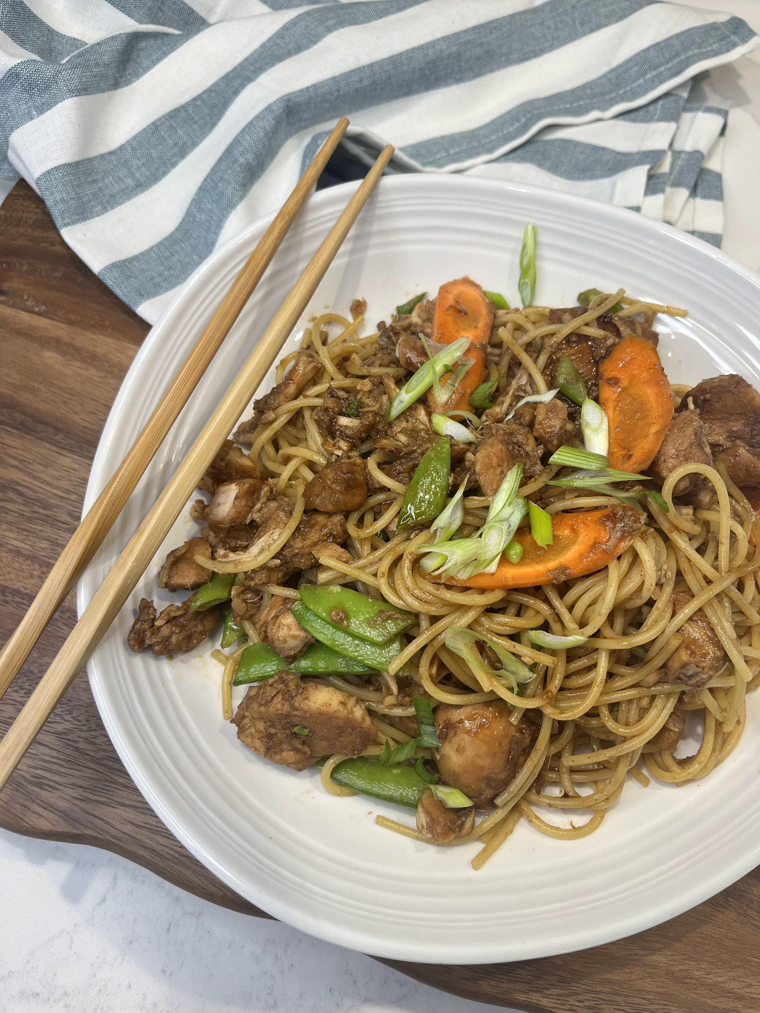 Chicken Lo Mein.jpeg
