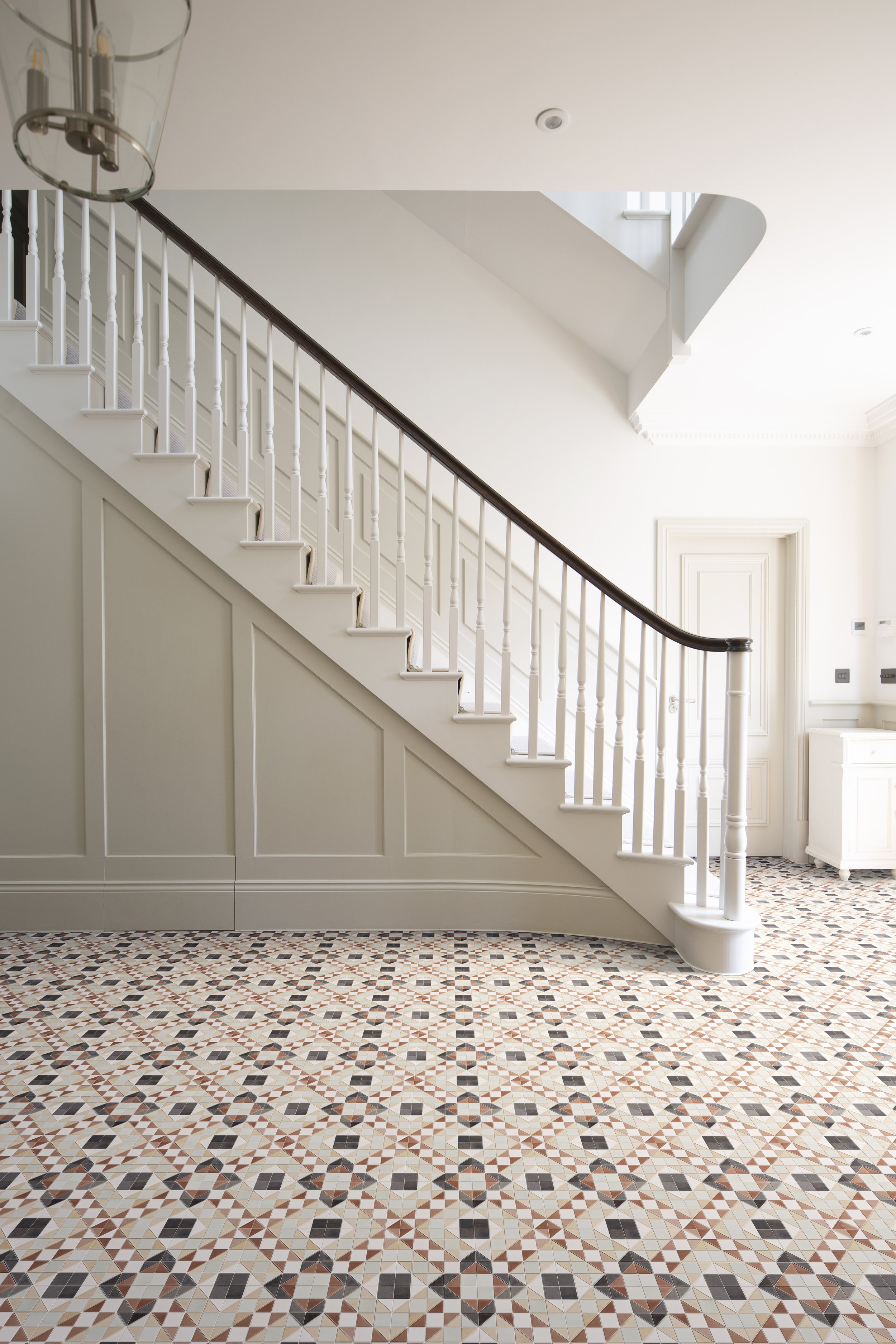 JJA157_230216_065_Victorian_Hallway.jpg