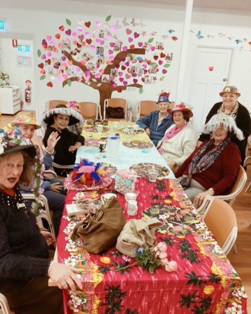 🚨 Wholesome content alert 🚨 

Check out this colourful bunch from The Balmoral Uniting Community Centre enjoying their crazy hat party! 😍

Most of the hats &amp; materials were sourced from Do-Op &amp; the group had a hat making day before showing