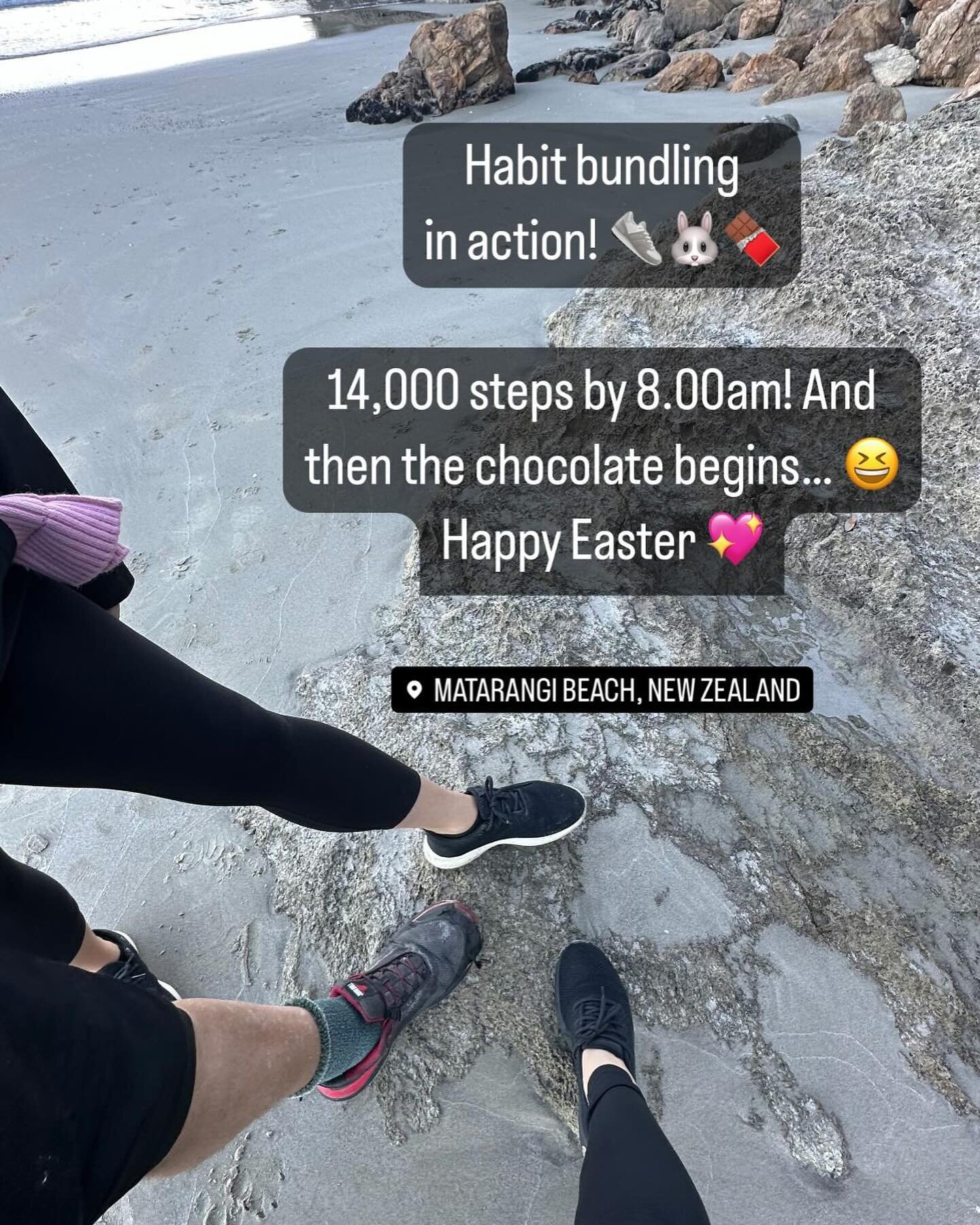 Habit bundling in action! 💥 Each year we smash out a huge beach walk before eating far too much chocolate and hot cross buns 😆 surely it balances itself out 🤷&zwj;♀️😉

Happy Easter from our hearts to yours 💖

#eastersunday #nourishingtraditions 