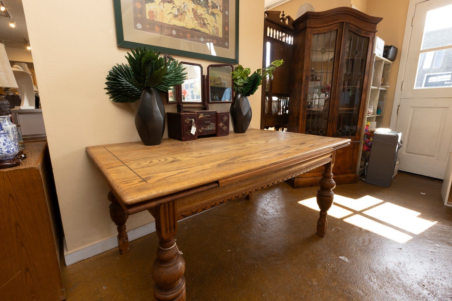 Rooted in Craft. Ready for Its Next Chapter.

This beautifully carved wood table is more than furniture&mdash;it&rsquo;s a foundation. Whether used for family dinners, creative projects, or quiet mornings with coffee, it brings warmth and history int