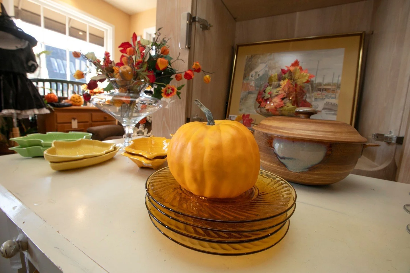 November has arrived, bringing the perfect opportunity to refresh your home with autumn-inspired d&eacute;cor. Visit #JoiningHandsBenefitShop to explore unique seasonal treasures that will bring warmth and charm to your space.

Every purchase directl