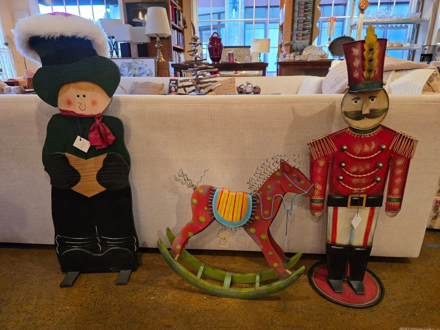 Still searching for that perfect last-minute holiday gift? Stop by Joining Hands Benefit Shop and explore a collection of thoughtful, one-of-a-kind treasures that make gift-giving both meaningful and memorable. From festive home d&eacute;cor and vint