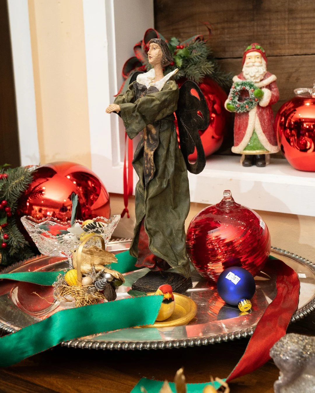 There&rsquo;s something timeless about giving a vintage gift &mdash; a touch of nostalgia, a story behind every piece, and the joy of finding something truly unique. At Joining Hands Benefit Shop, our curated selection of vintage d&eacute;cor, collec