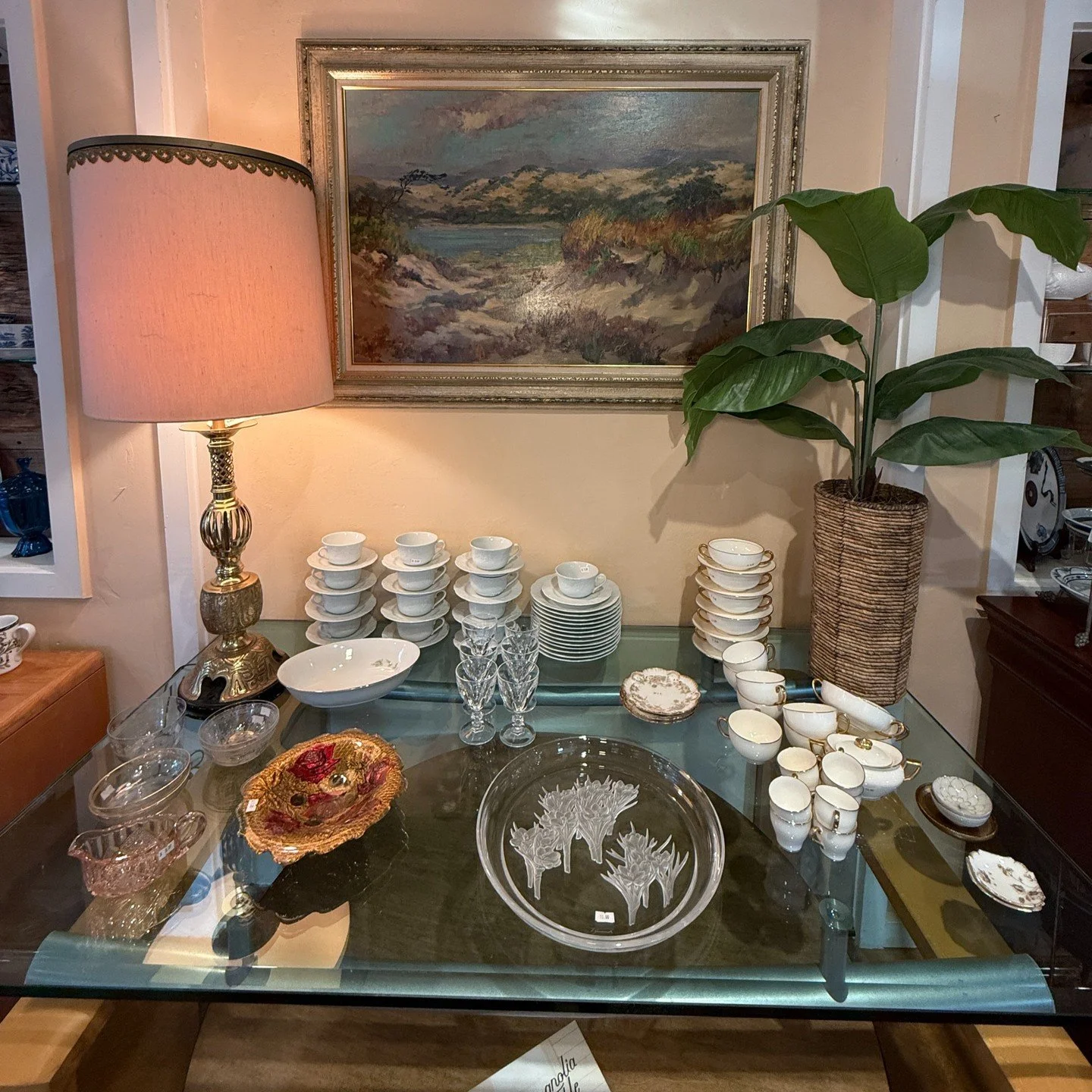 ❤️ Valentine&rsquo;s Day is about love&mdash;and one of the most meaningful ways to share it is by giving back ❤️

When you shop at Joining Hands Benefit Shop, your purchases help fund local programs that support families in need. This season, let yo