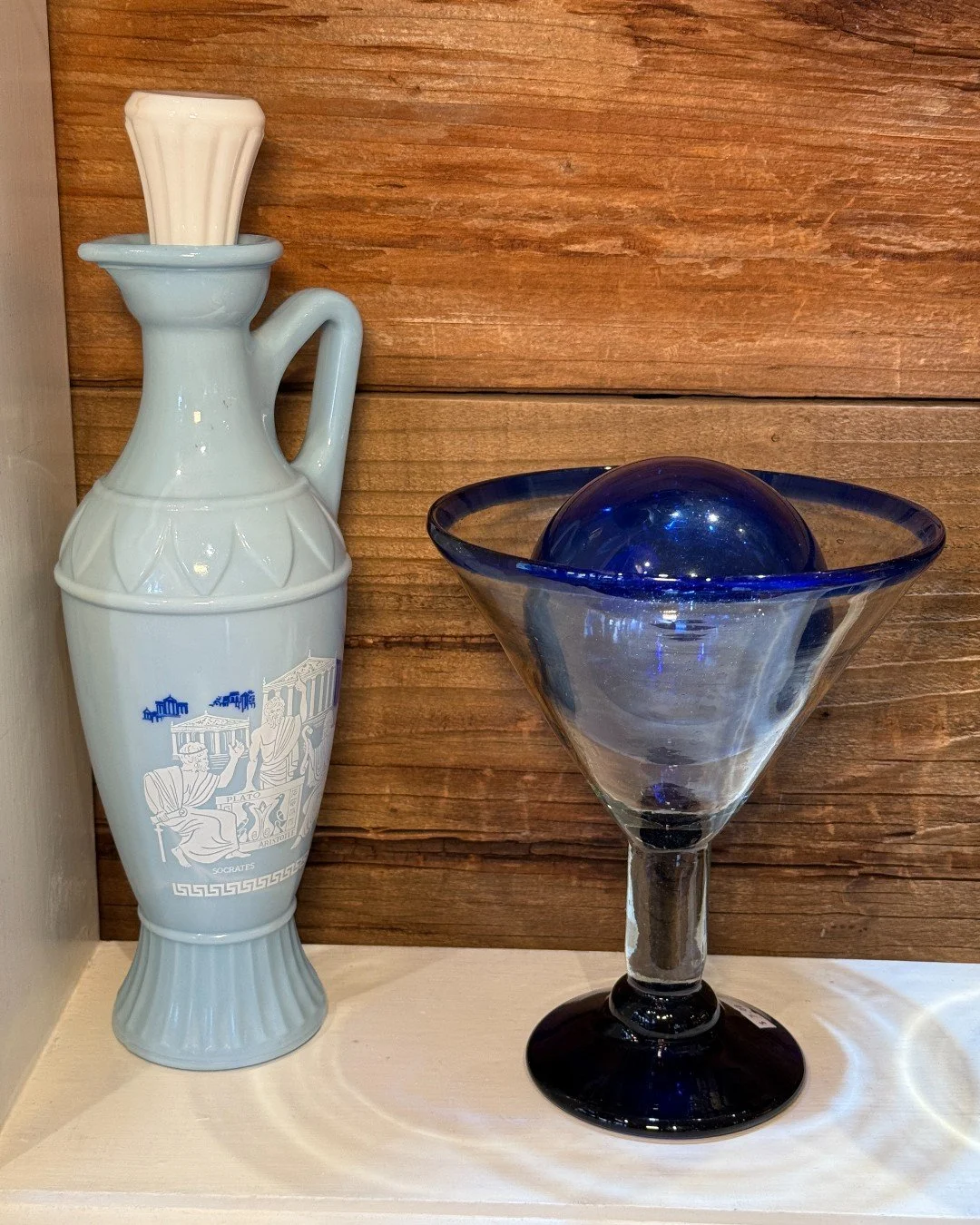 Your gently used items can transform lives! When you donate to Joining Hands Benefit Shop, you&rsquo;re providing vital support to local families and individuals in need. 🩷 It&rsquo;s more than just clearing out your closet&mdash;it&rsquo;s creating