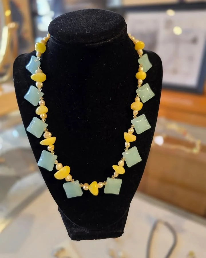 Last-minute gifts for Mother's Day?
We&rsquo;ve got you covered!

Look at this gorgeous jewelry &mdash; ohh la la! It&rsquo;s the perfect gift to make Mom&rsquo;s day extra special.

Stop by Joining Hands Benefit Shop and find something she'll love!
