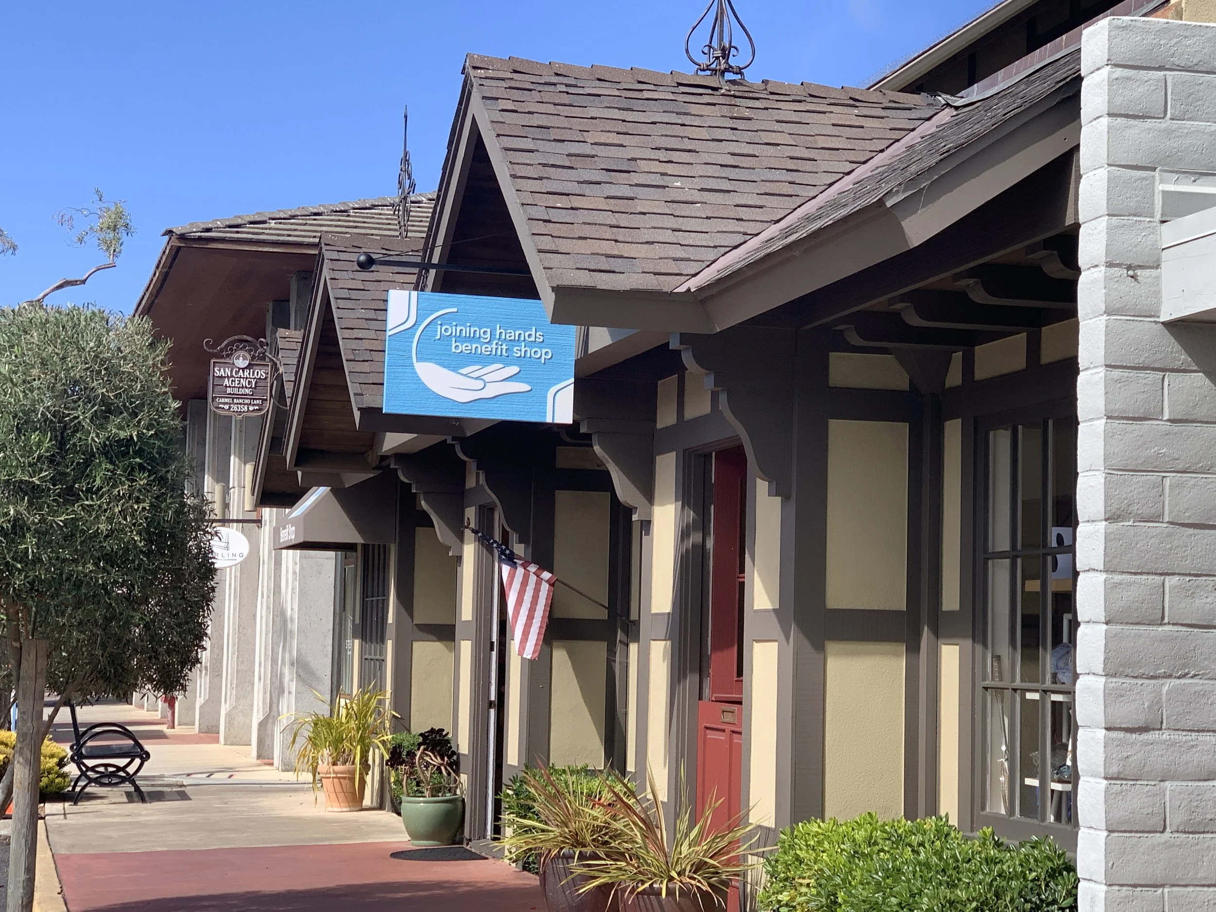 Aug. 17th - National Thrifting Day