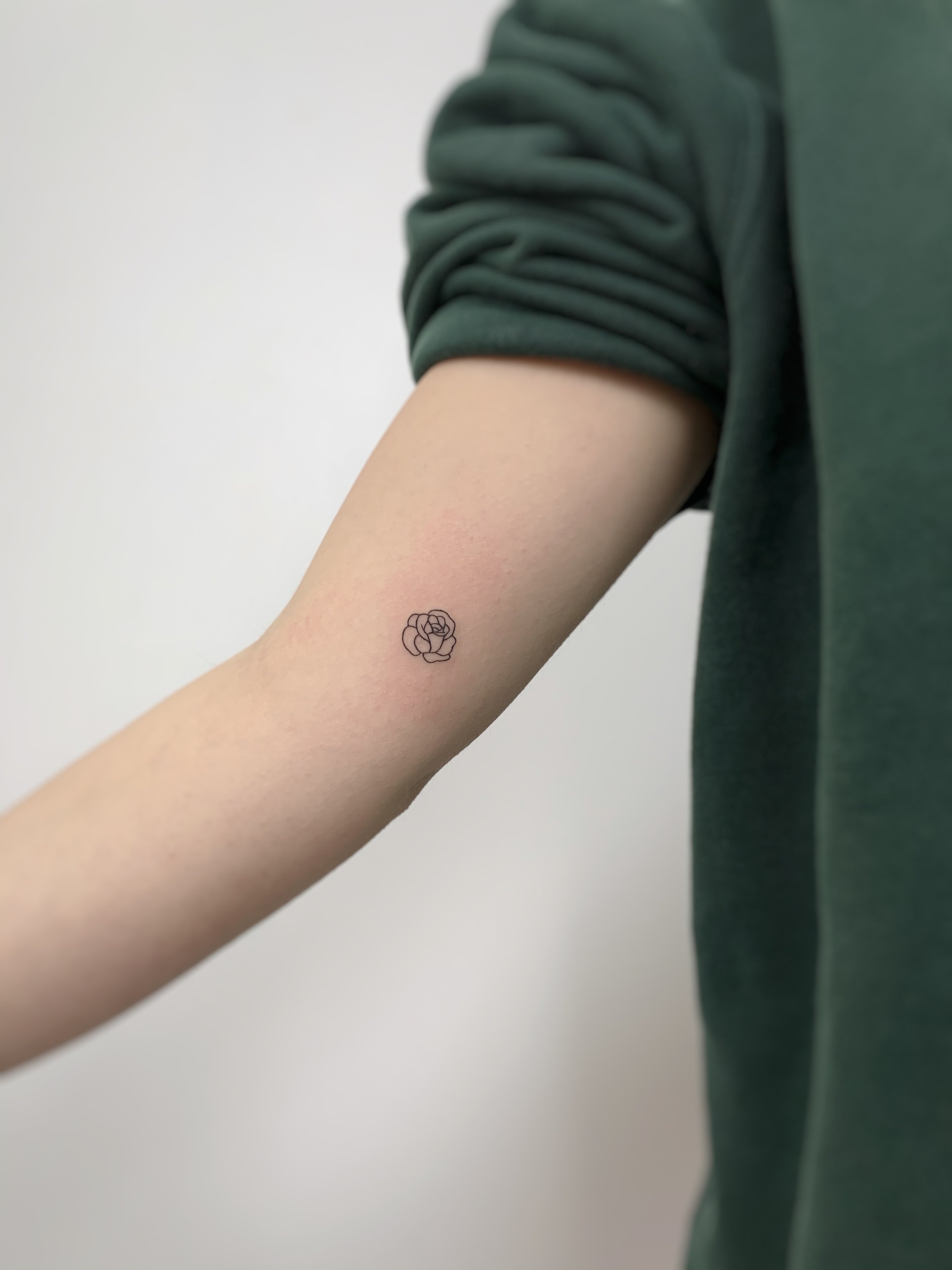 10 Delicate & Elegant Tattoo Ideas You'll Love If You're A Virgo