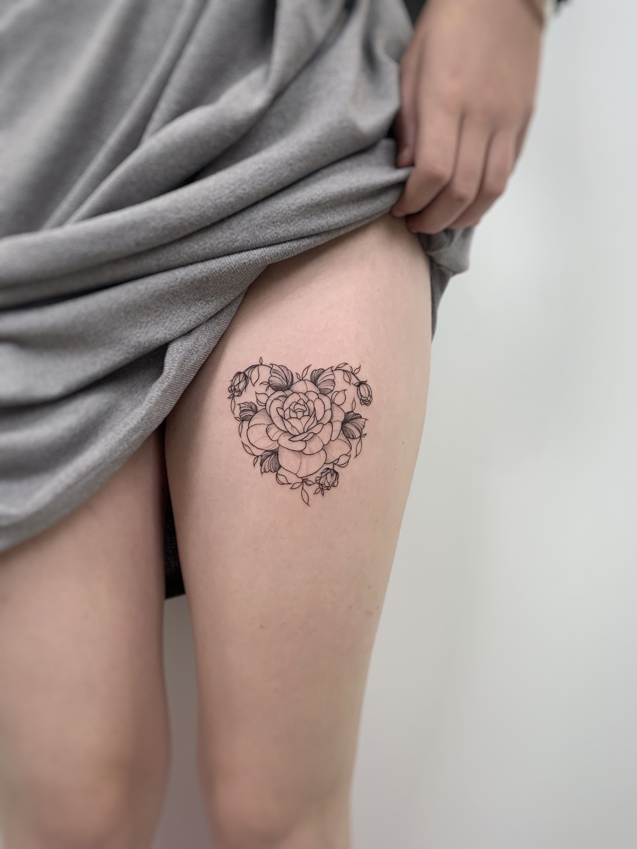 5 Pieces Bow Thigh Herbal Semi-permanent Tattoo Stickers Waterproof Female  Durable Plant Sexy Big Picture Temporary Fake Tattoo - Temporary Tattoos -  AliExpress
