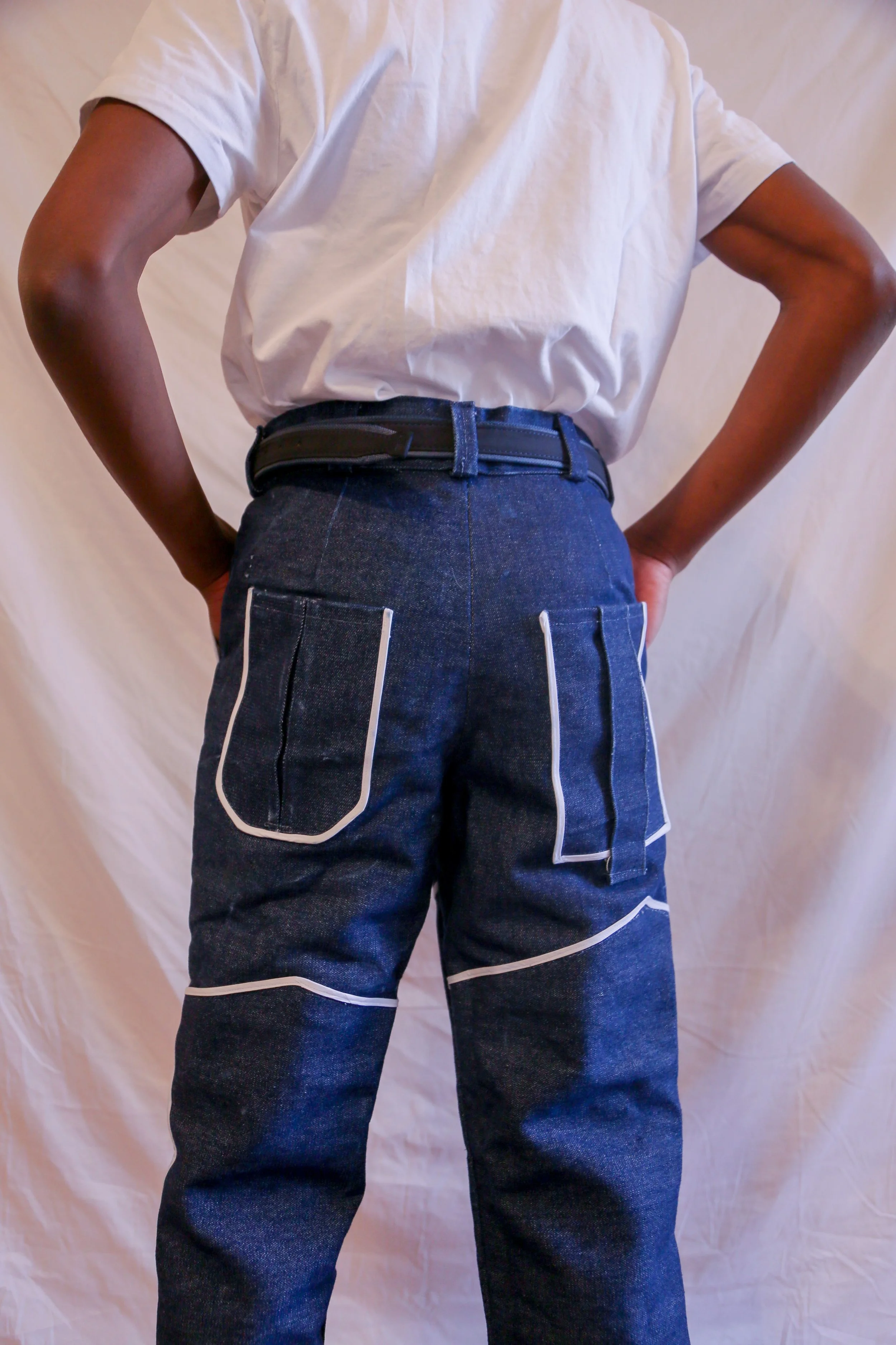 Blue:W_jeans_2.jpeg