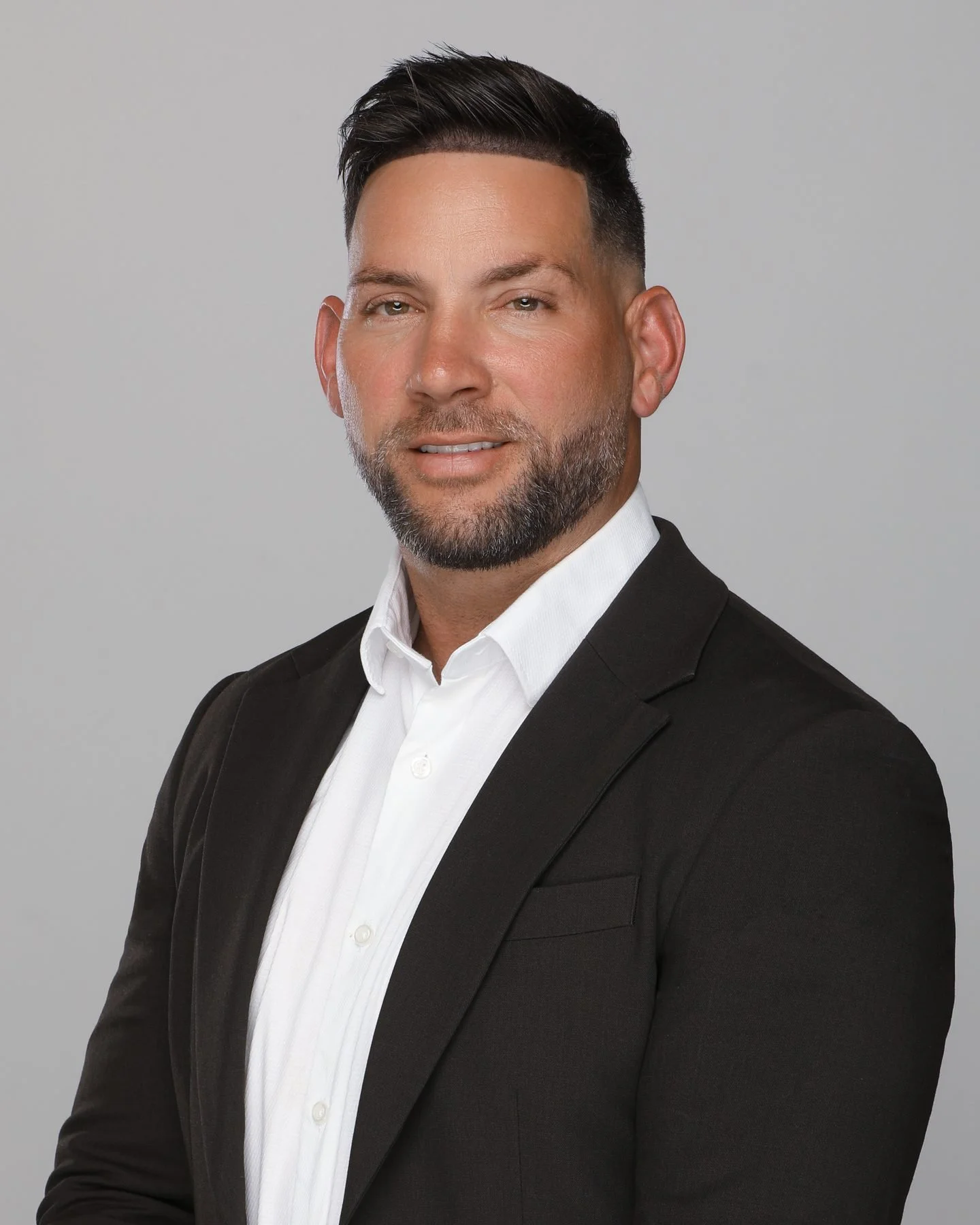 tampa-headshot-photoshoot-yism-frank-head-shots-05.jpg
