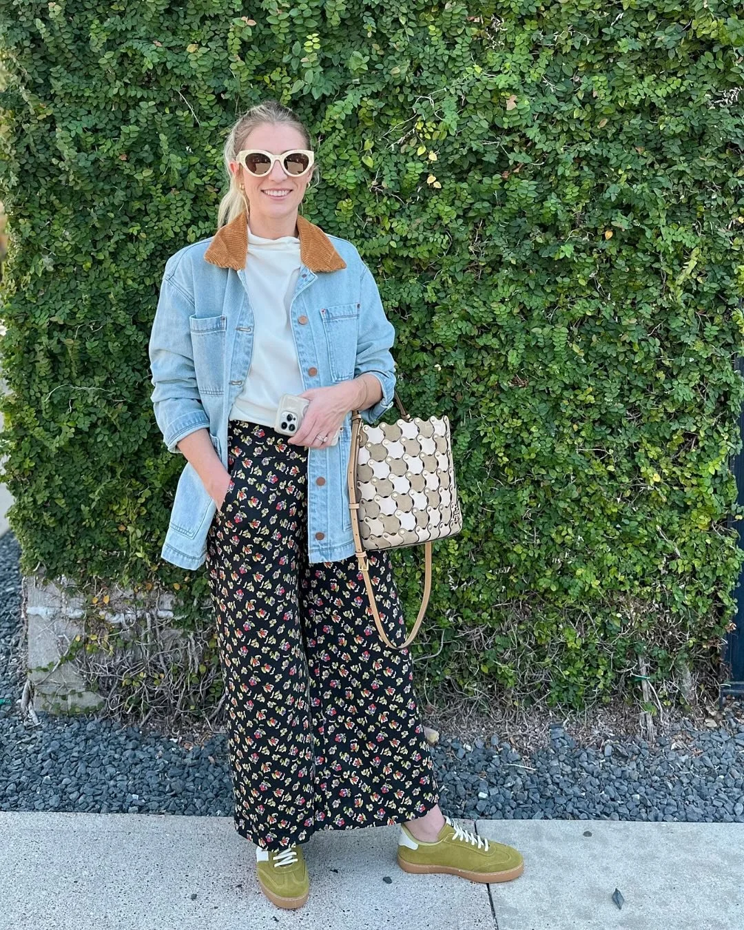 It&rsquo;s such a full circle moment getting to work with @Zappos again! It&rsquo;s a brand that&rsquo;s been part of my story as a stylist for many years now. 

Early in my career, I worked for Zappos and saw firsthand how style and confidence go ha