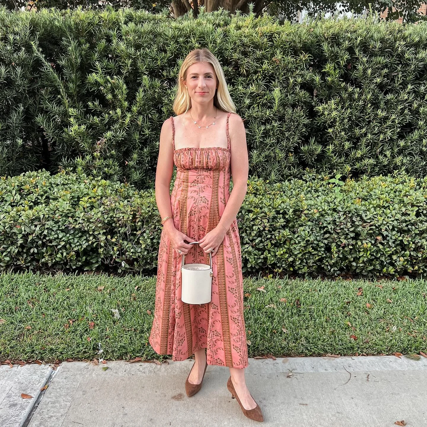 All dolled up to celebrate 12 years of marriage 🤍 Took this @hillhouse dress for a spin, along with these kitten heels from @allyshoes which are so comfortable that I can wear them when I&rsquo;m working with clients!