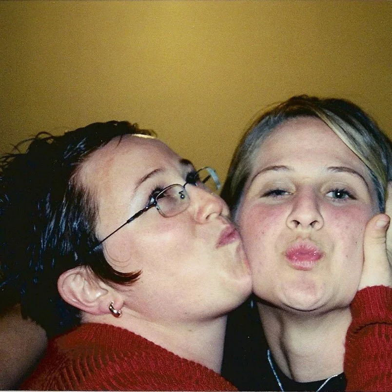 2001-lar.jpg