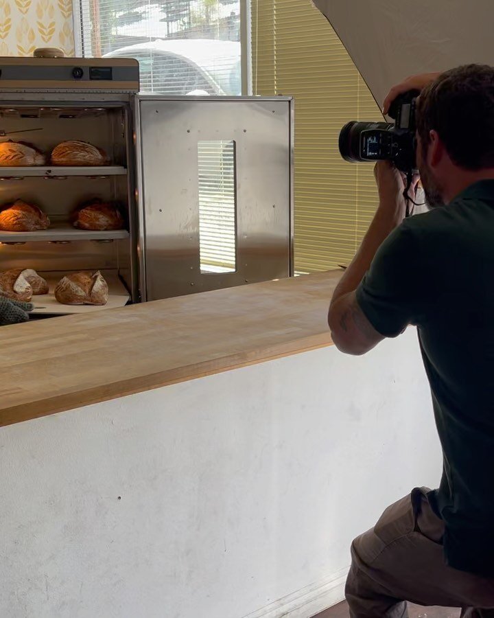 Behind the scenes pics for Simply Bread Oven at @kingsroostla.  I&rsquo;m thrilled to be Simply Bread Oven Companies Baker for the todays photoshoot.  Excellent day teaching models how to shape, score, look and act like a micro-baker.  All bread made