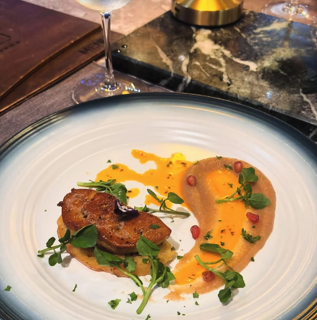 Elevate your dining experience at Heap Seng with our seared foie gras, perfectly paired with a smooth apple puree, vibrant pomegranate seeds, and fresh greens. Check out our menu on our highlights. ✨ 

#heapseng29 #weekendvibes #chinastreet #goodfood