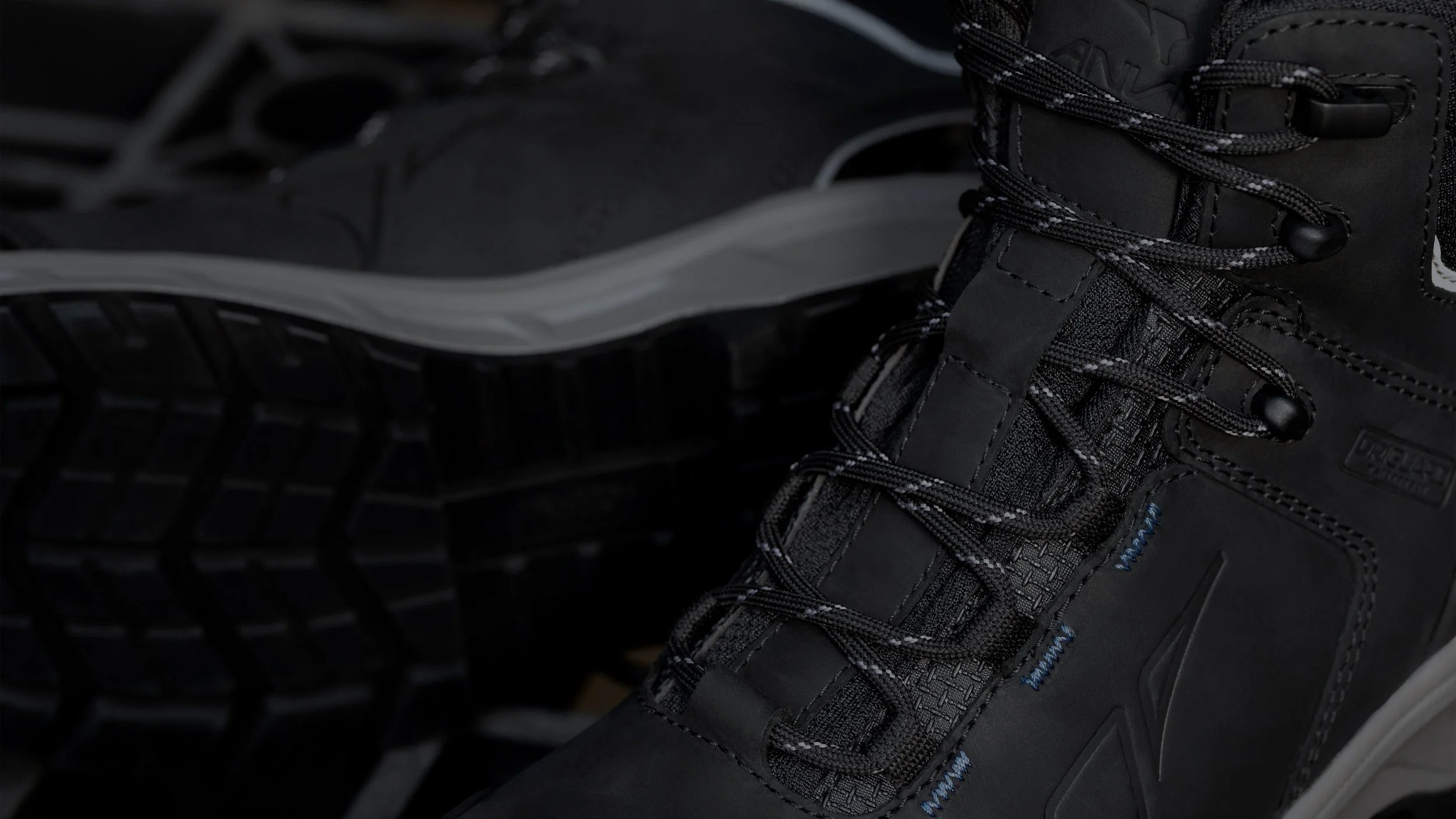 The latest addition to Anvil Footwear. ActivGrip™ delivers world-leading grip, all-day comfort and over-the-ankle protection for mixed-terrain work.