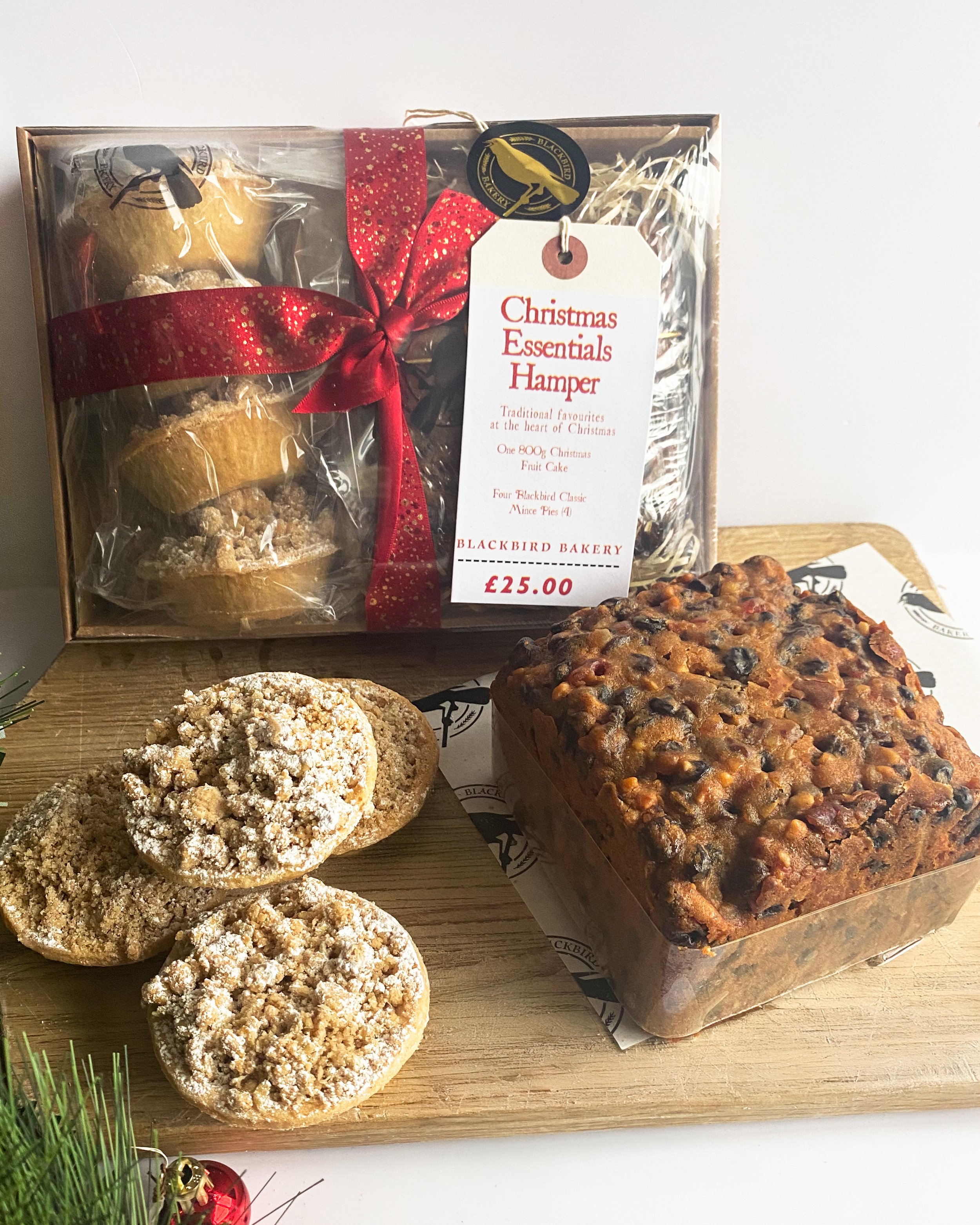 (PRE-ORDER) ESSENTIAL CHRISTMAS HAMPER