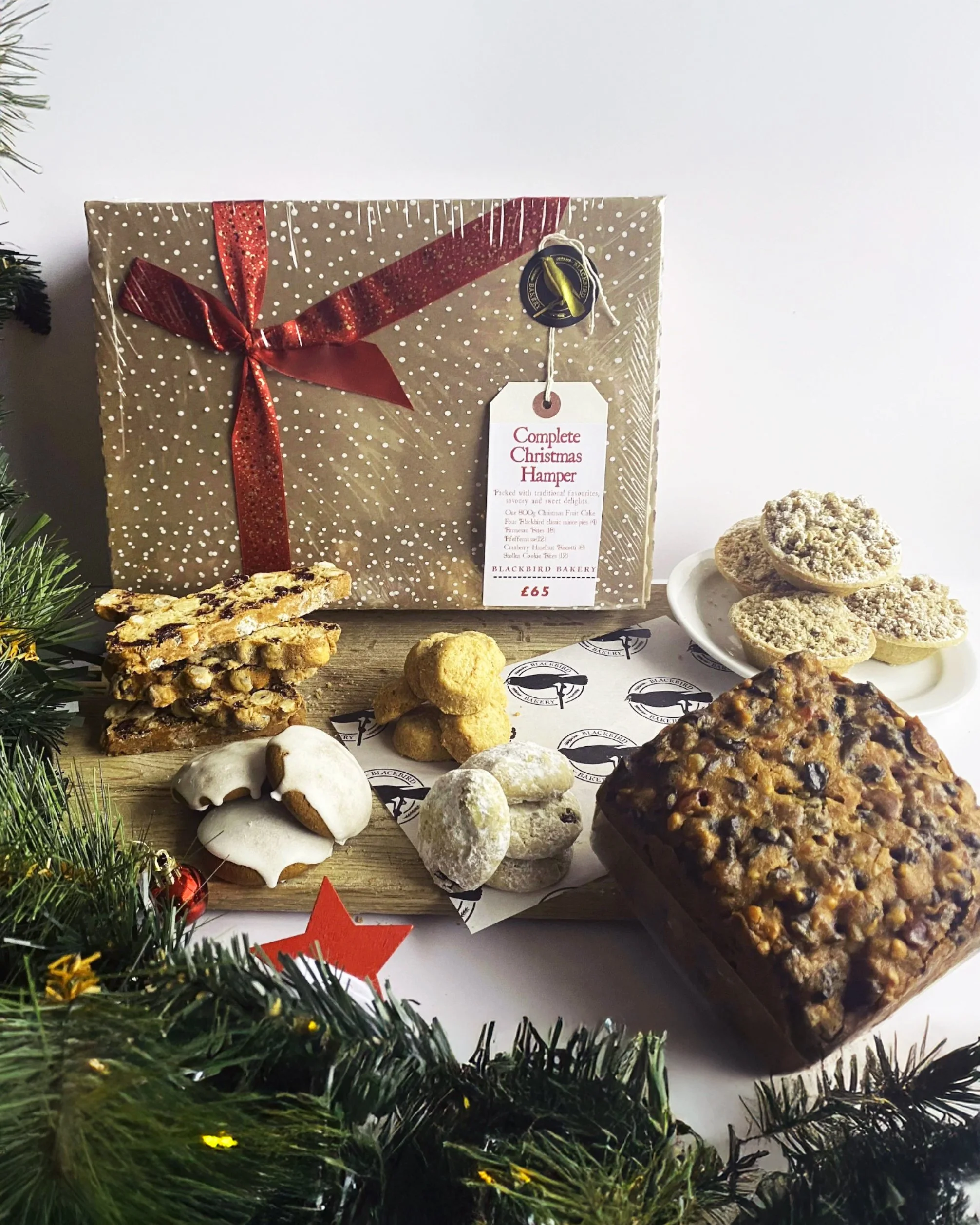 (PRE-ORDER) COMPLETE CHRISTMAS HAMPER
