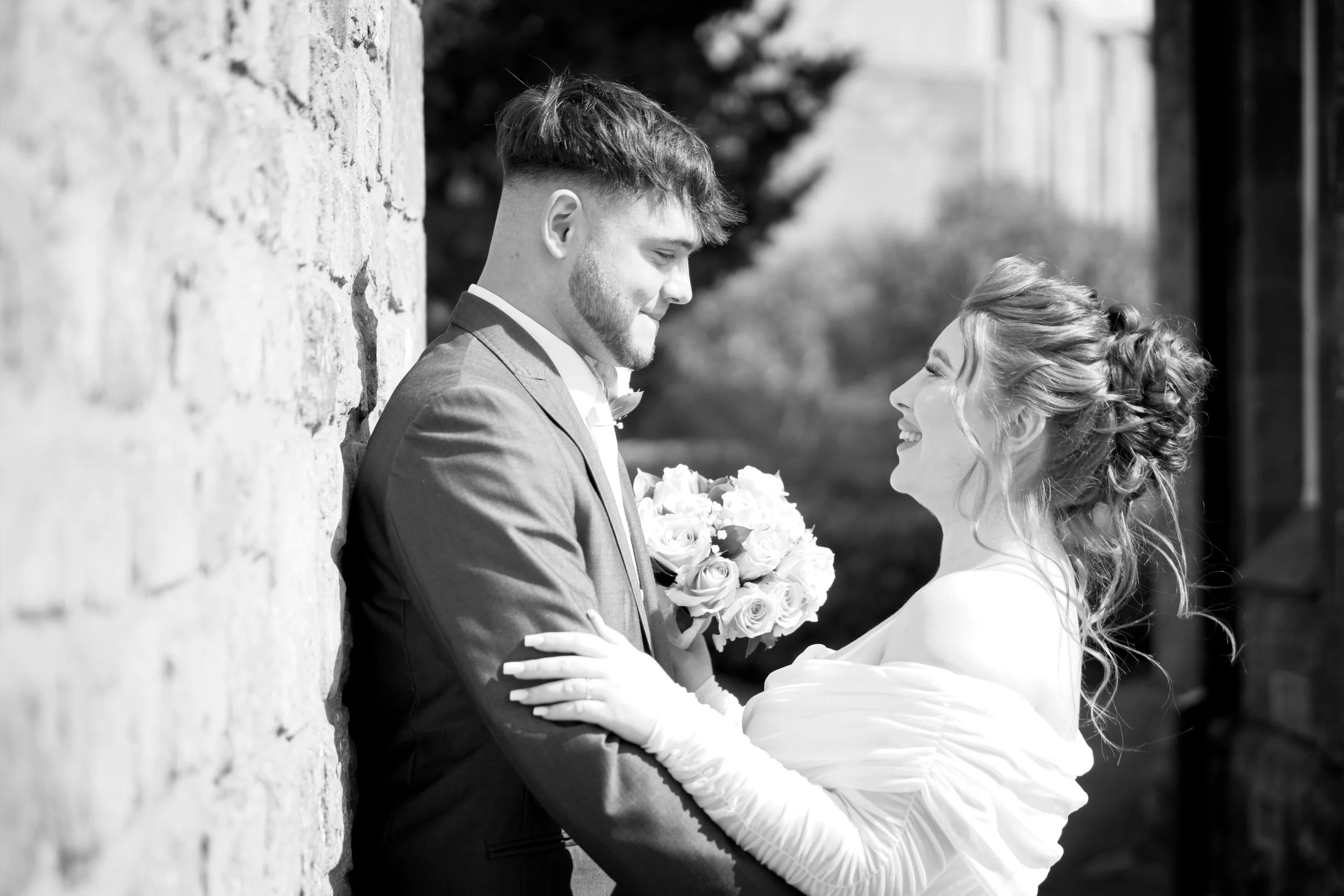 Celebrating Love: Photographing A Sun-Kissed Wedding at Bodicote Hall