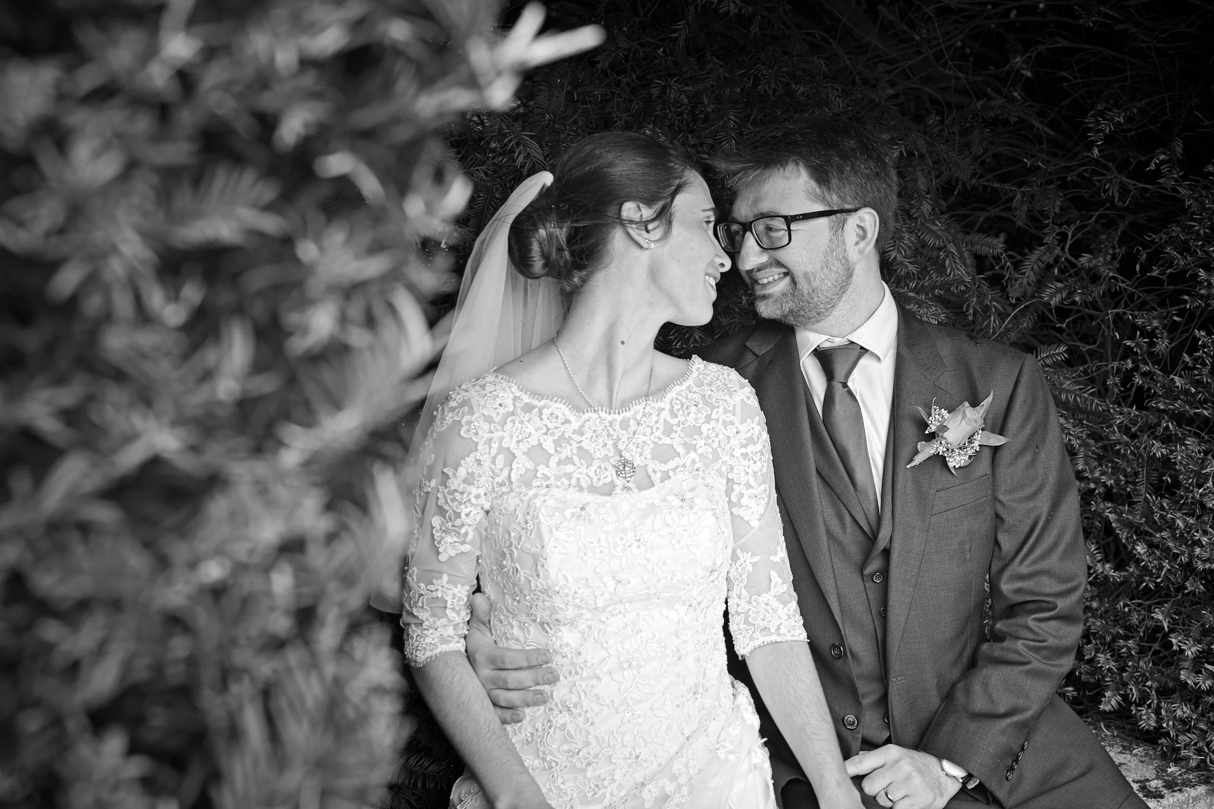 Weddings: Focusing on the Quiet Moments