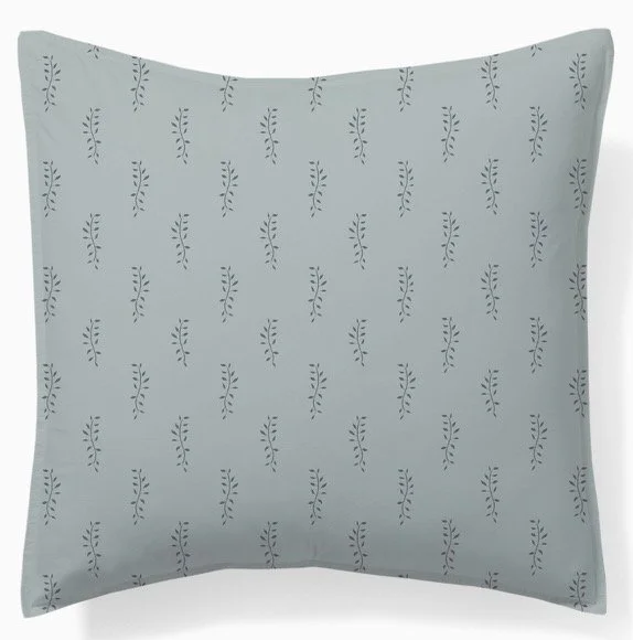 hoh-pillow-airlie-dusty blue-18x18.jpg