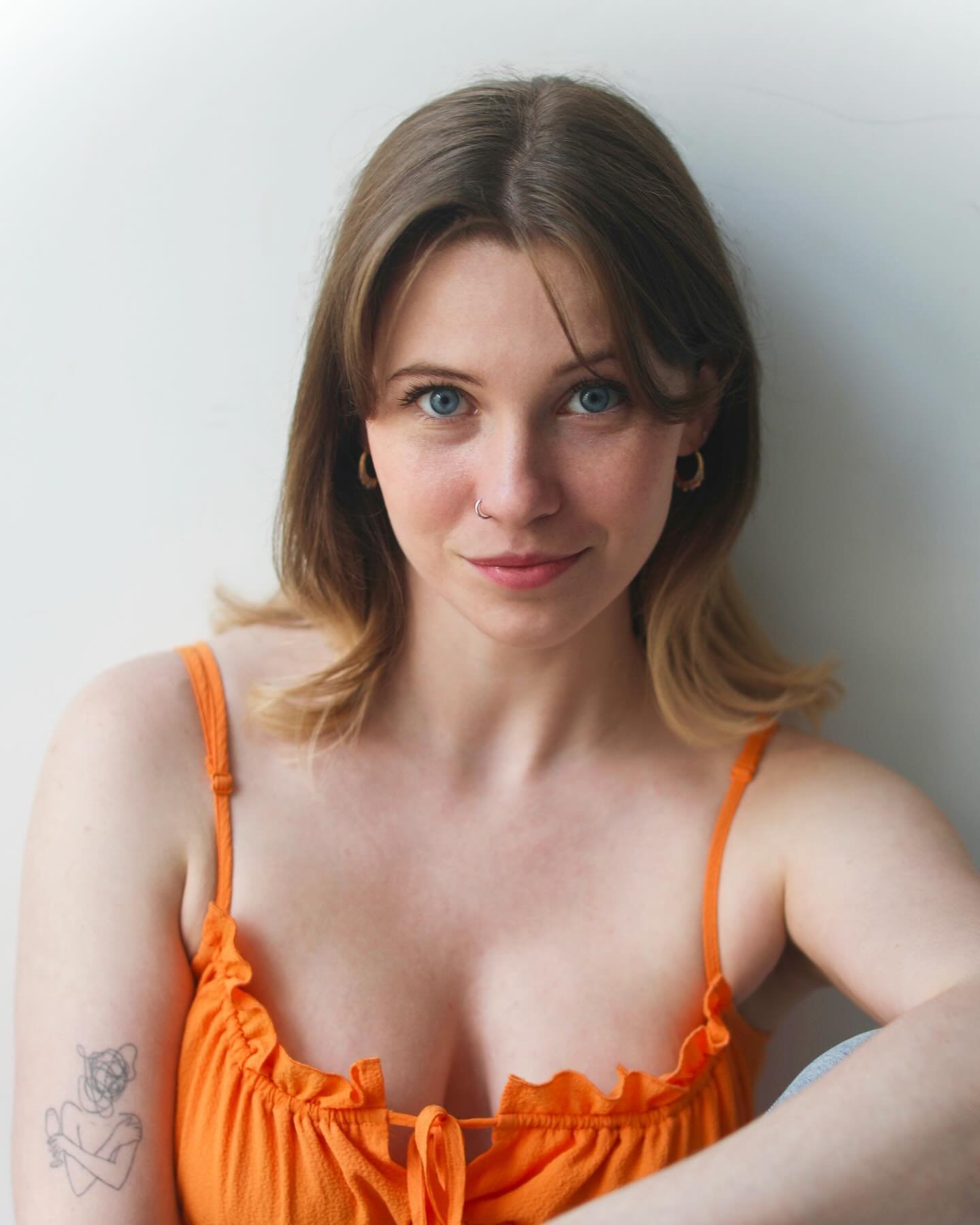 manifesting that book to screen adaptation! 

thank you so much @celia_2e for these stunning headshots, i love them so so much and am so grateful every time we can get together. seriously, reach out to her for your pictures!