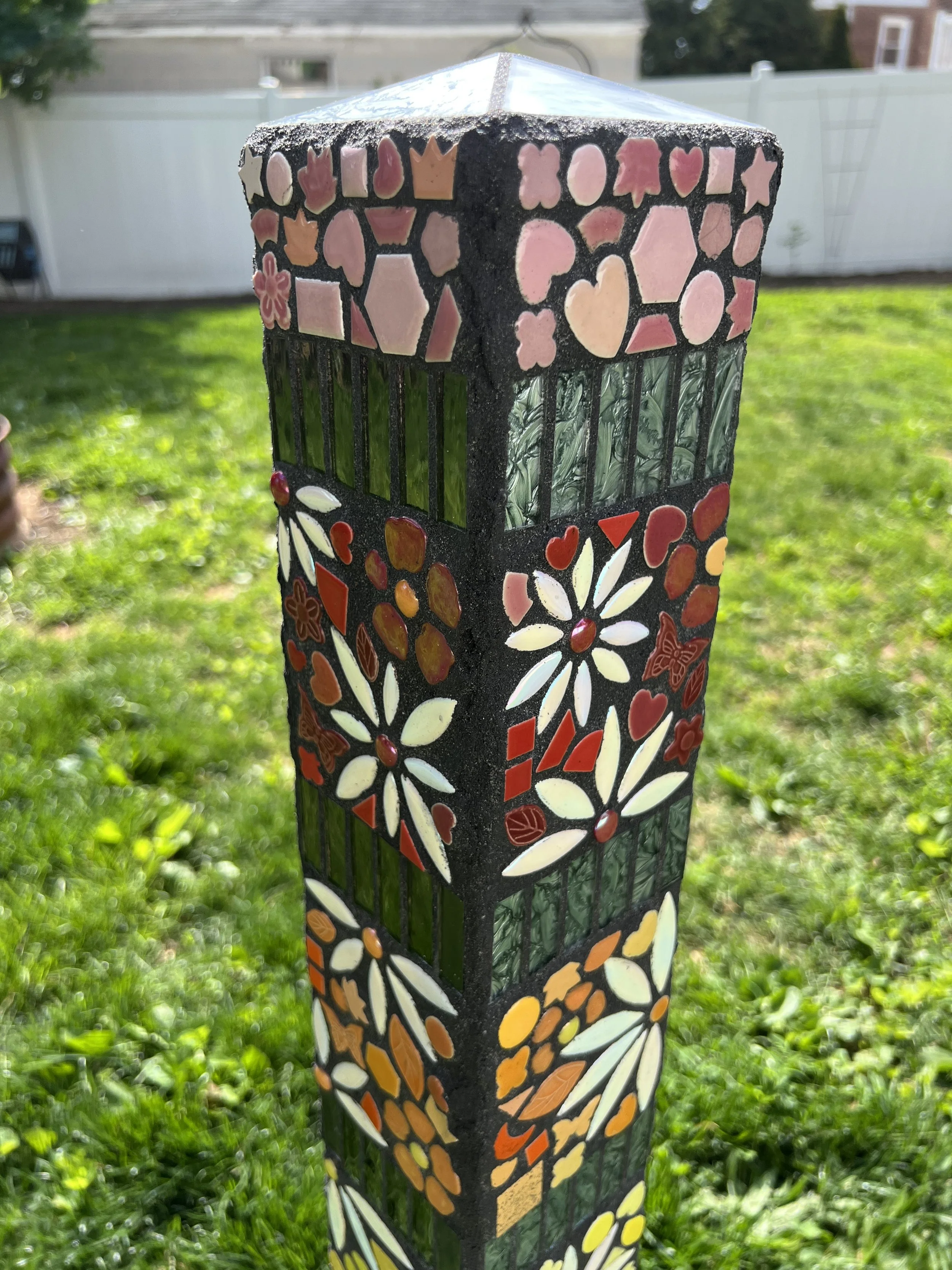 Art pole-2.JPG