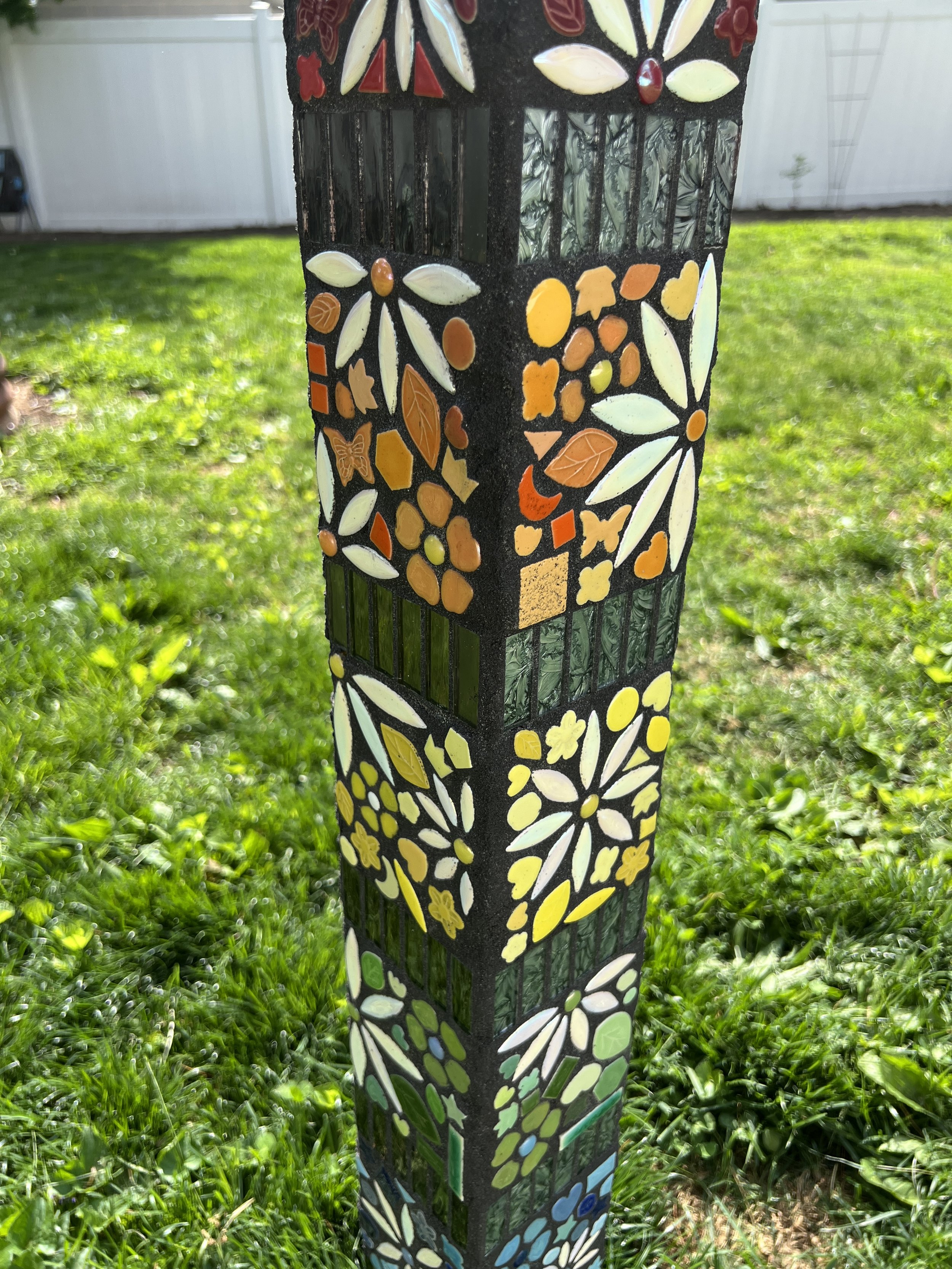 Art pole-3.JPG