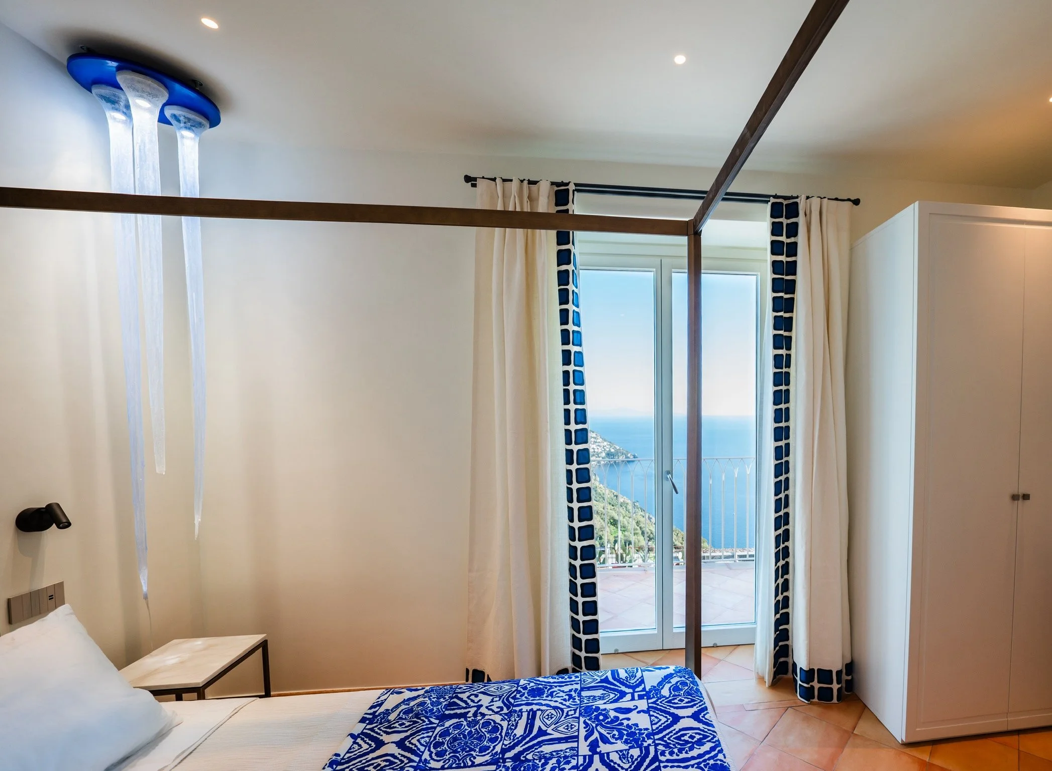 THE V “Zagara” 3.JPG