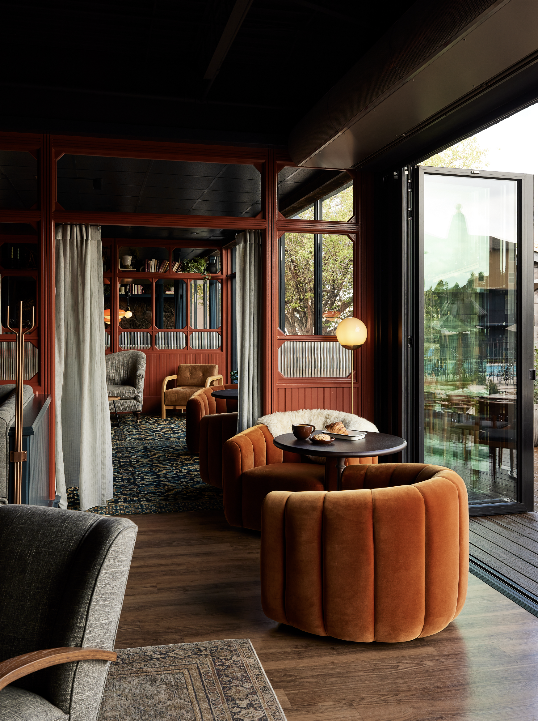 HIGH COUNTRY MOTOR LODGE — Adean Studios