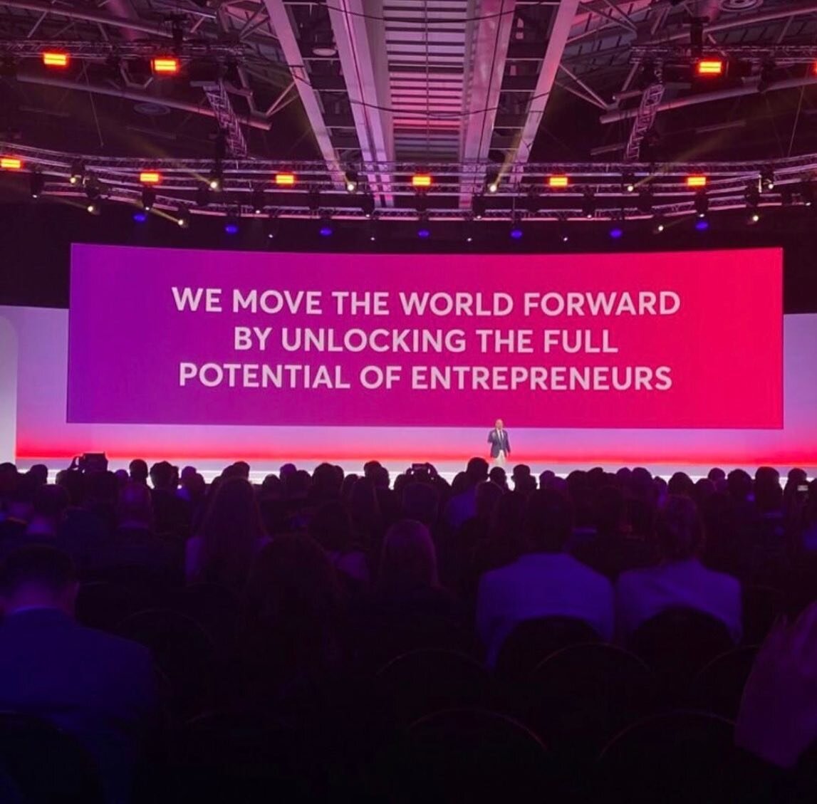 This time last week&hellip; 💫💕
⠀⠀⠀⠀⠀⠀⠀⠀⠀
What an incredible + surreal experience last week's @entrepreneursorg Global Leadership Conference was. 1500+ entrepreneurs from around the world converging on Cape Town 🇿🇦to learn + grow together.  It was