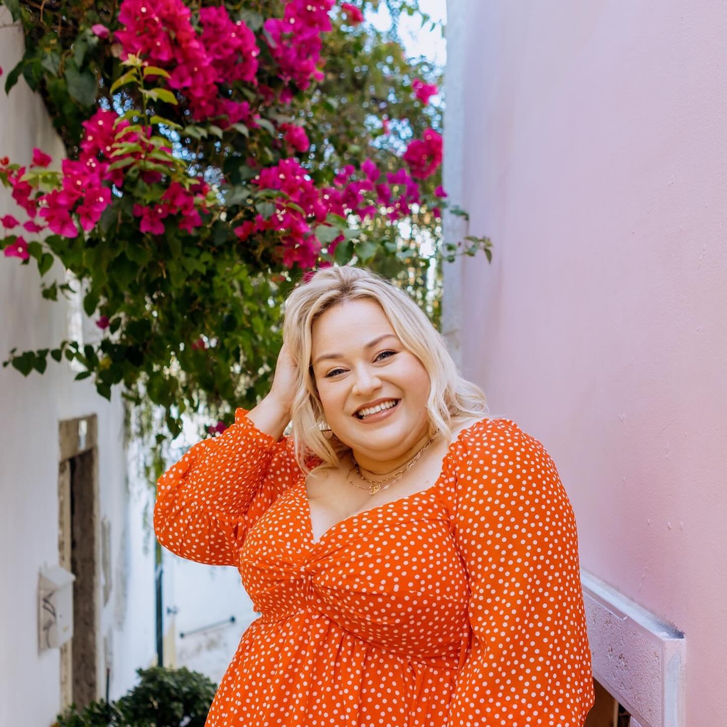 What if it turns out even better than you could have imagined? 💛
⠀⠀⠀⠀⠀⠀⠀⠀⠀
⠀⠀⠀⠀⠀⠀⠀⠀⠀
I love this question because it helps me break out of the spiral when anxious thoughts start to pile up. Worry rehearses the worst case scenario, but faith paints a