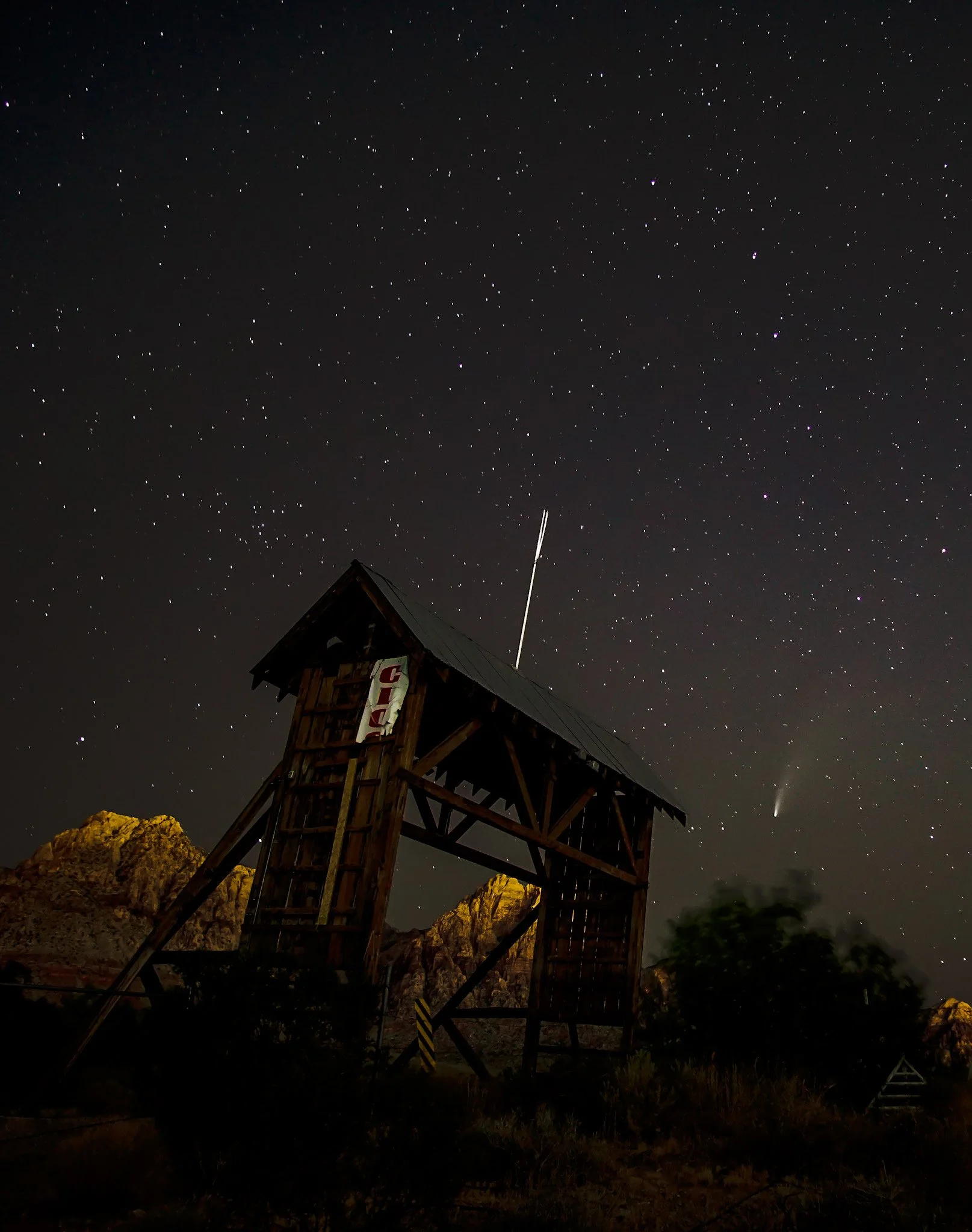 Bonnie Springs and Comet Neowise - Red Rock Canyon National Conservation Area Las Vegas, NV