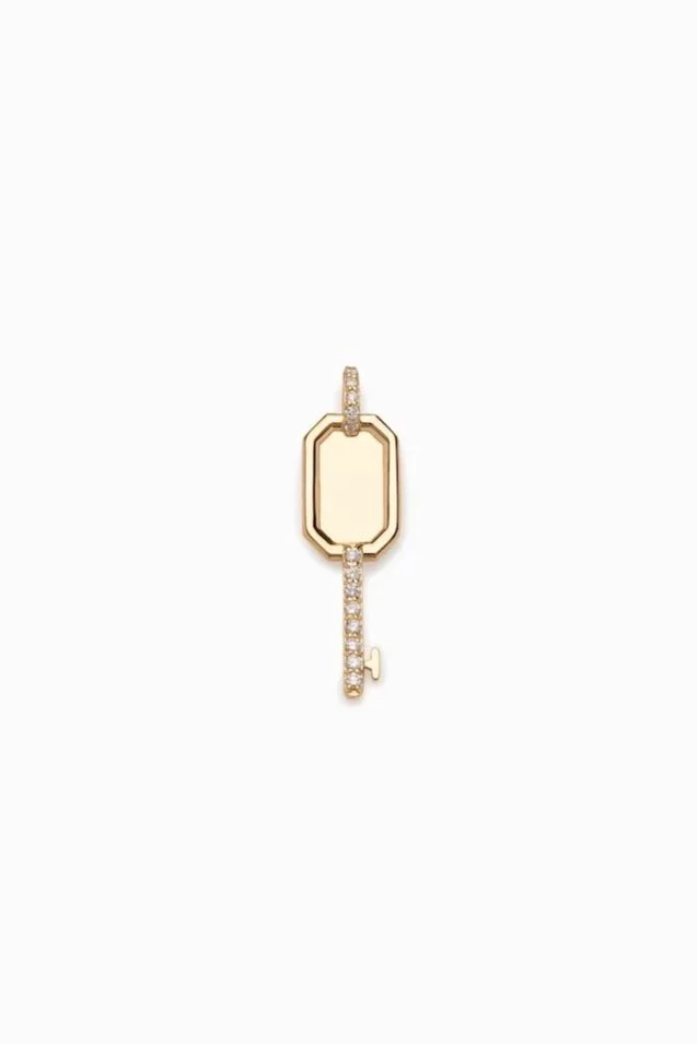 Gemma-Engravable-Pave-Diamond-Key-Pendant-Style-P00162.jpg