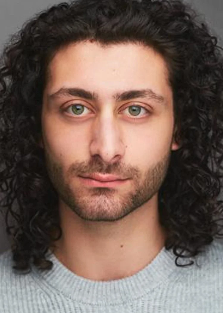 Josh Saffran Sedecca (BARNARDO/GUILDENSTERN) is thrilled to return to City Gate after playing Einstein in Picasso at the Lapin Agile. He’s particularly excited to be in Hamlet, as he loves a good Danish. Some of his recent credits include Lucio in Me