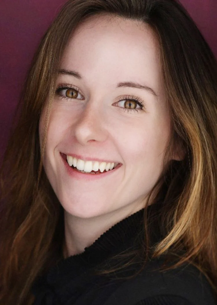 Toni Watterson (LUCIANUS/OSRIC) is a NYC-based actor, writer, and clown. She holds a BA in Performing Arts & Literature from Sarah Lawrence College (‘22) and has continued her training at the British American Drama Academy, the HB Studio, and the Bar